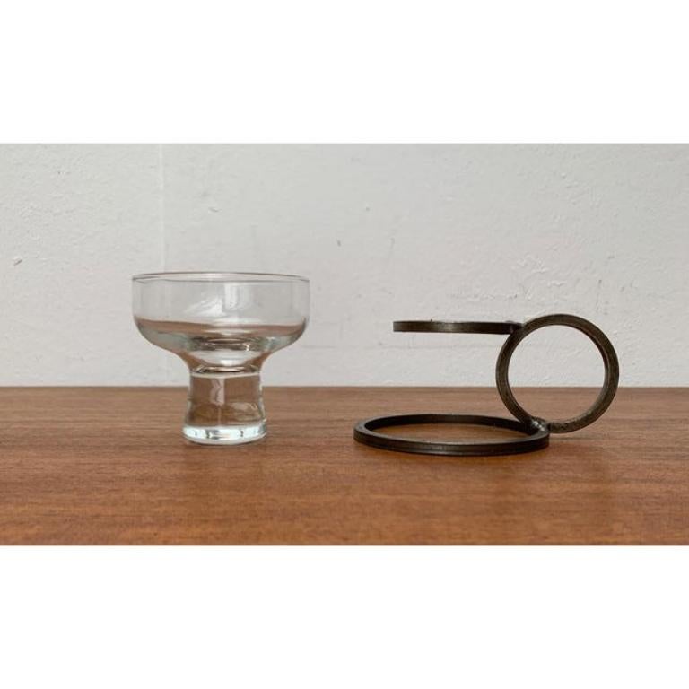 Dänischer minimalistischer dänischer Kerzenhalter aus Metall und Glas, 1960er Jahre im Angebot 5