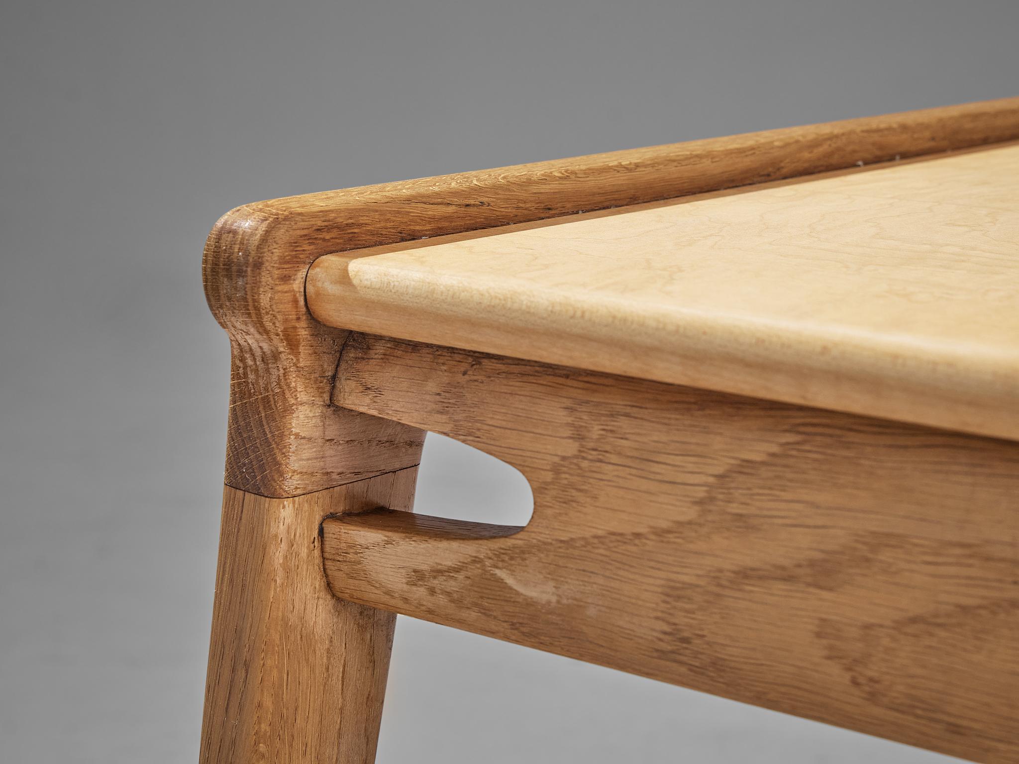 Table basse minimaliste danoise en chêne et érable  en vente 2