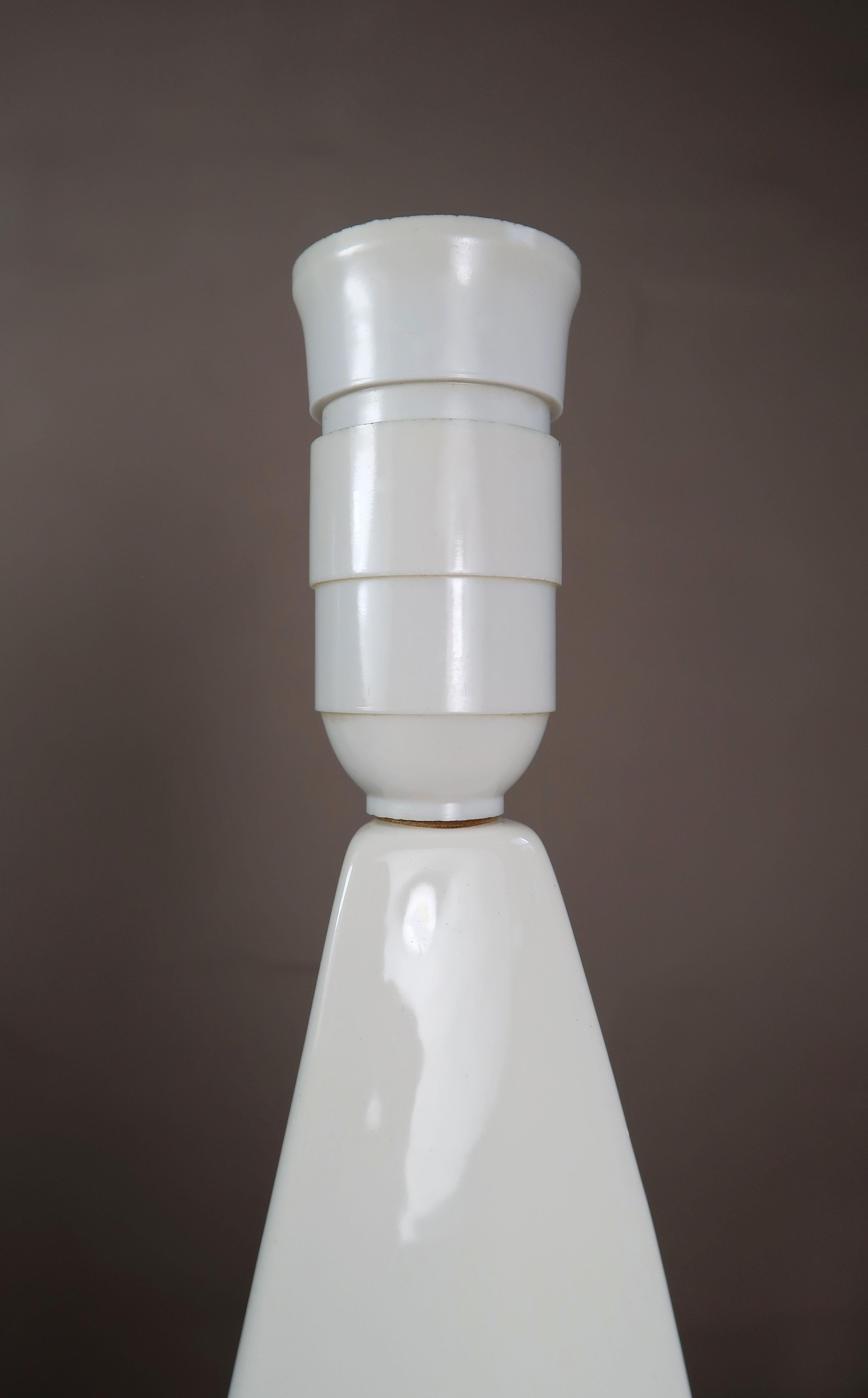 Lampes de table minimaliste en porcelaine blanche et anthracite de Søholm des années 1960 en vente 4