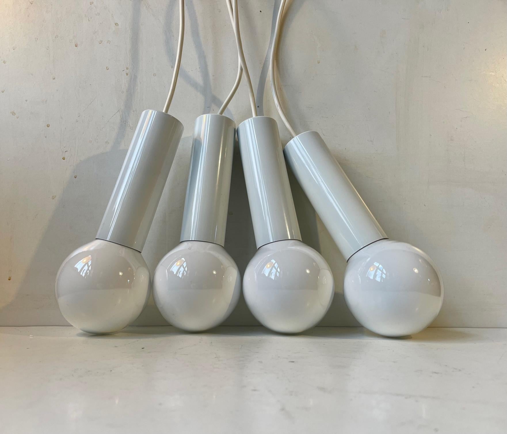 Danish Minimalist White Bundle Pendant Lamp by Lyskær In Good Condition For Sale In Esbjerg, DK