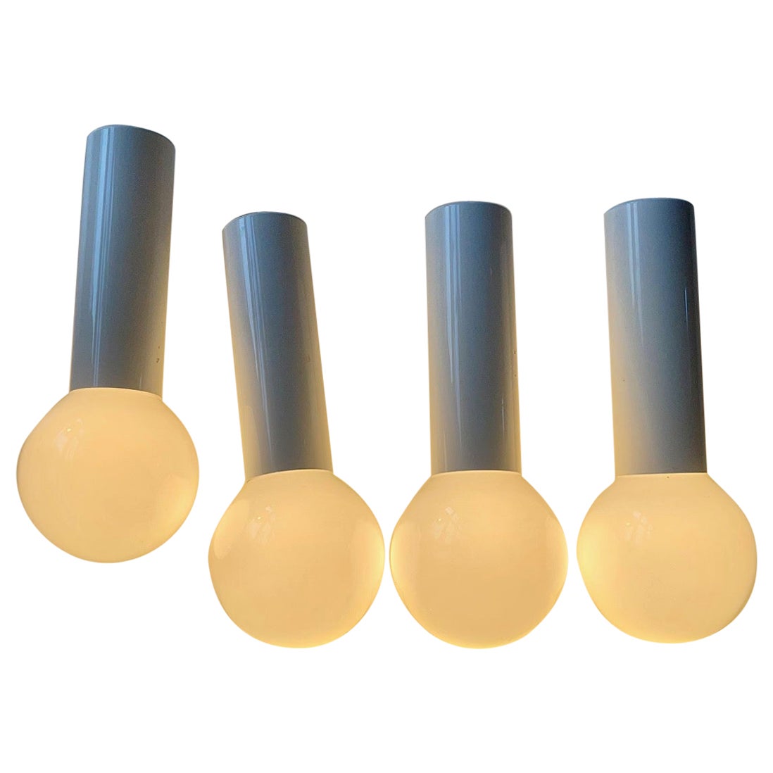 Danish Minimalist White Bundle Pendant Lamp by Lyskær For Sale