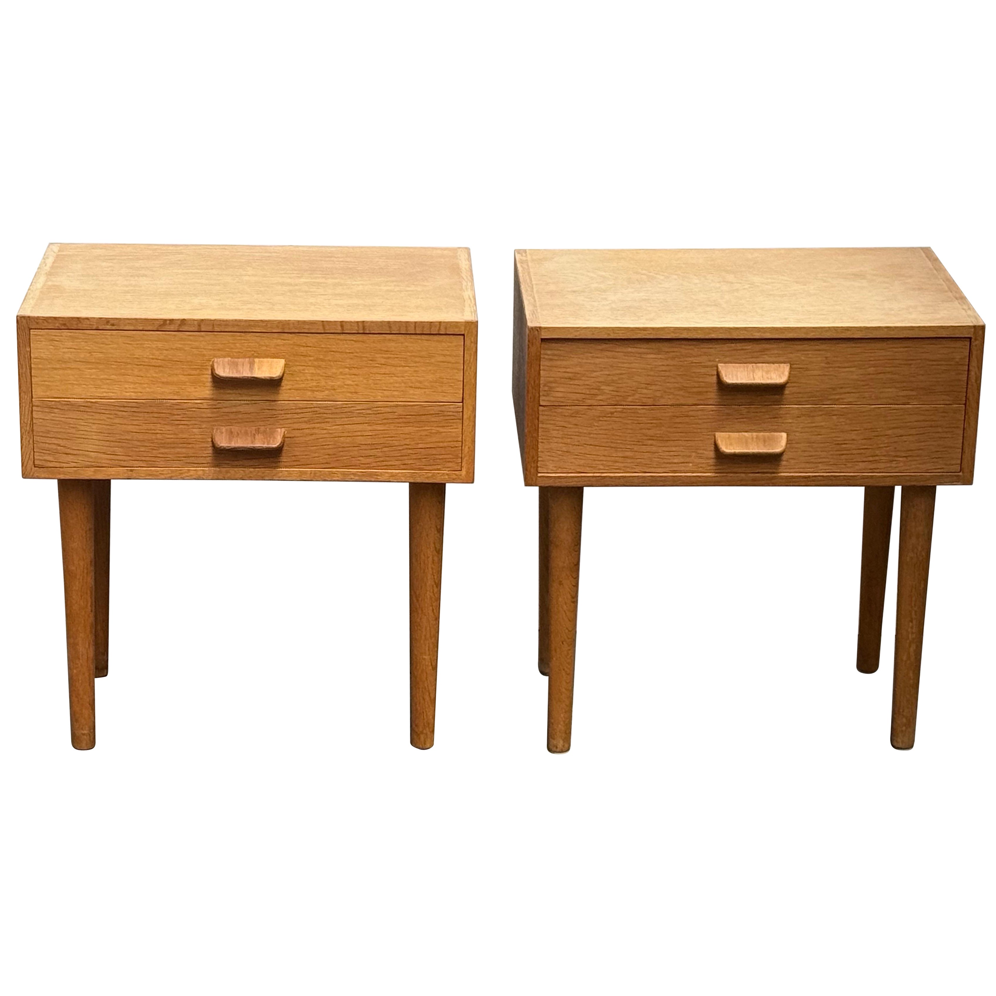 Comodini minimalisti danesi in rovere della metà del secolo scorso di Poul Volther degli anni '60