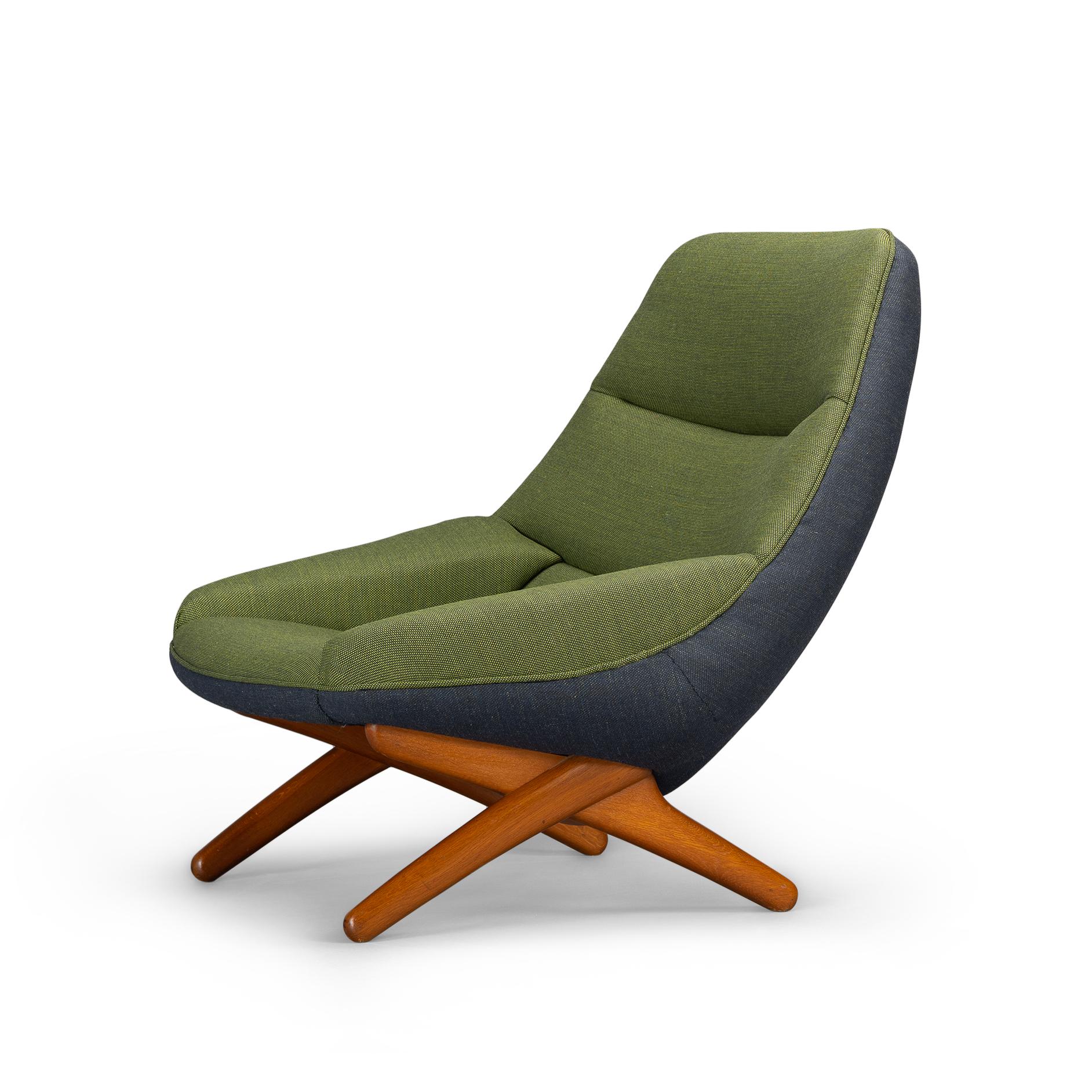 Mid-Century Modern Danish ML-91 Reupholstered Lounge Chair by Illum Wikkelsø, 1960s For Sale