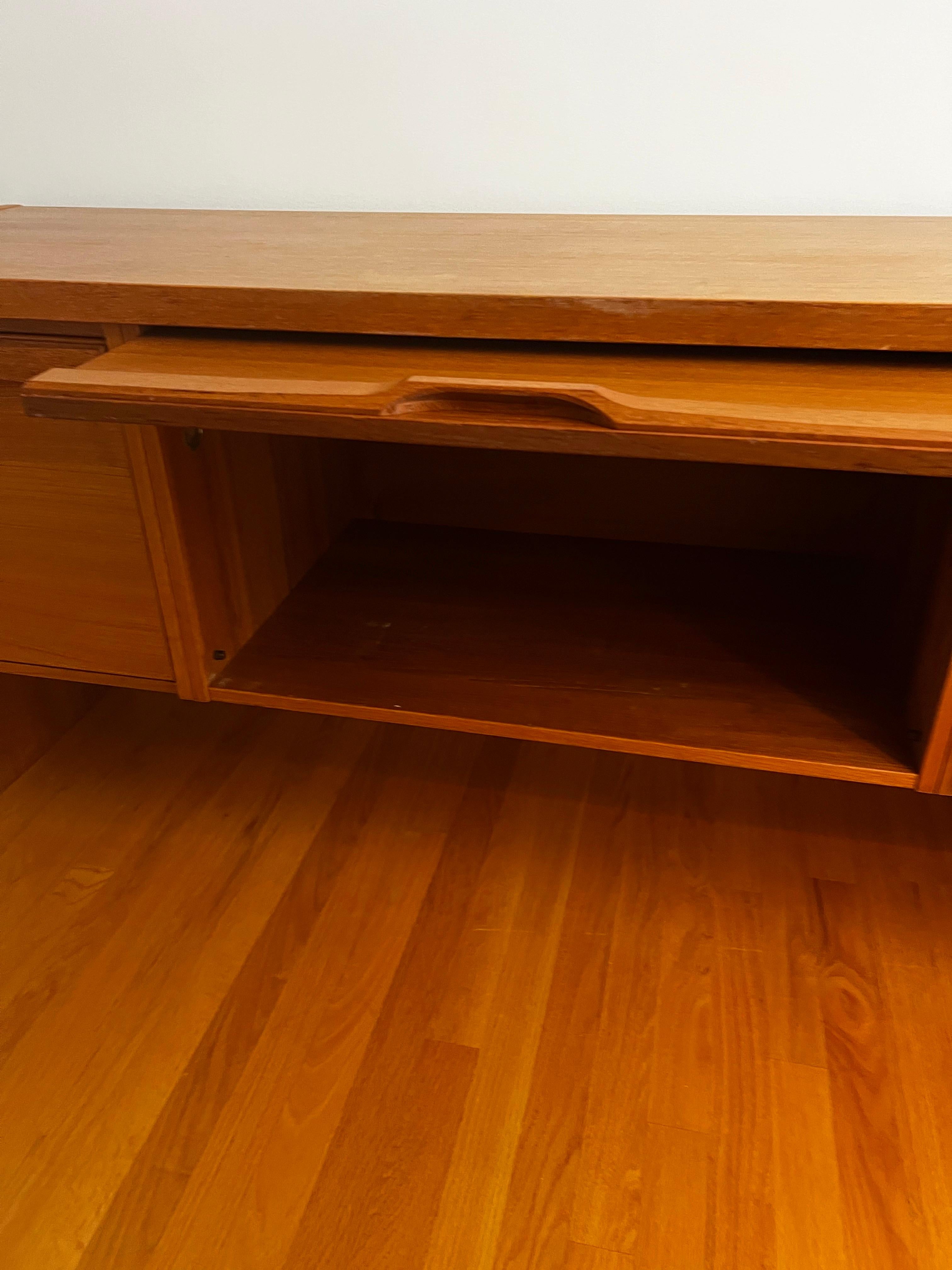 Danish Mobler Teak Wood Filing Cabinet/Credenza - Mid Century Modern For Sale 3