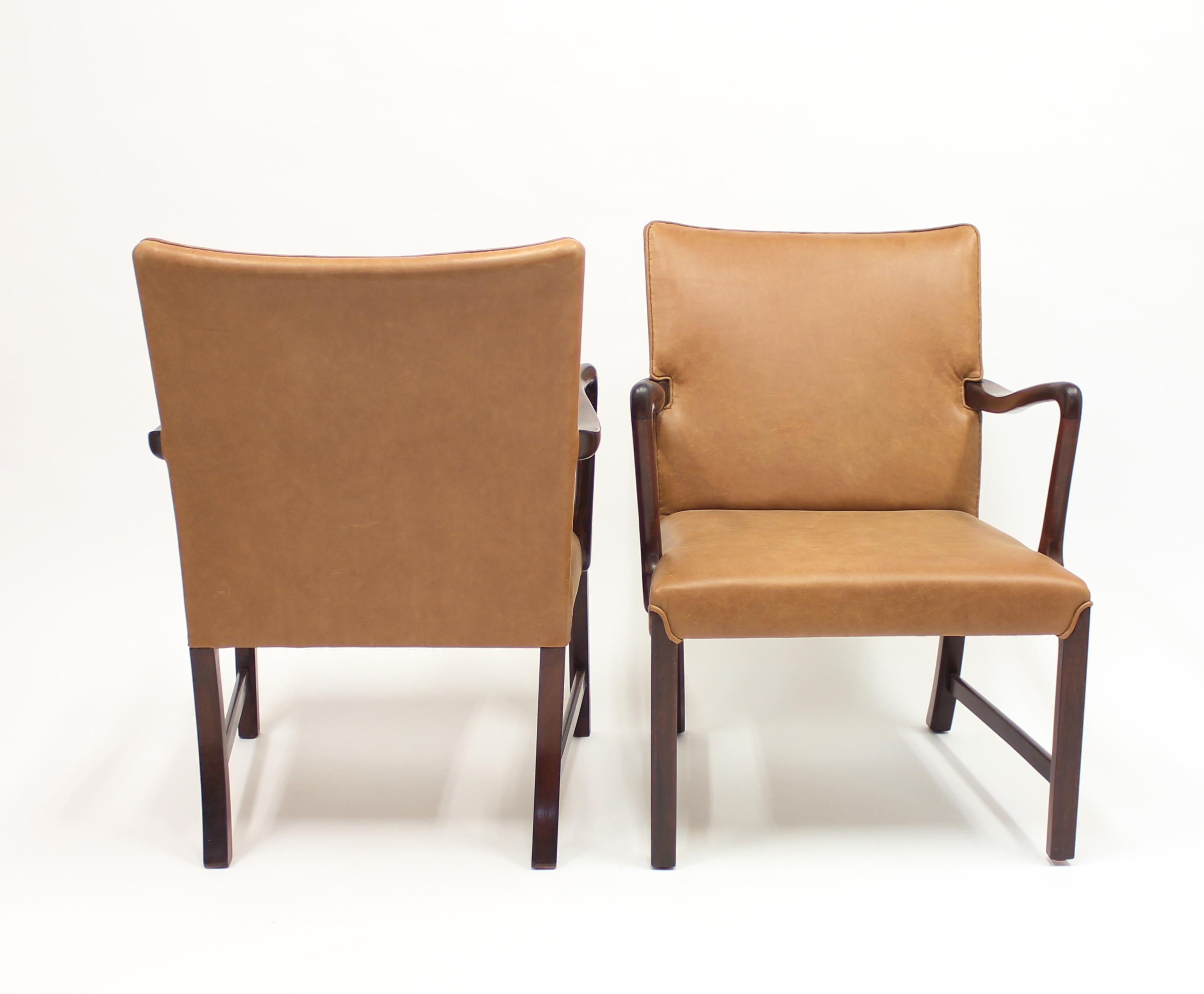 Danish Model 1756 Easy Chairs, Ole Wanscher for Fritz Hansen, 1940s, Set of Two 3