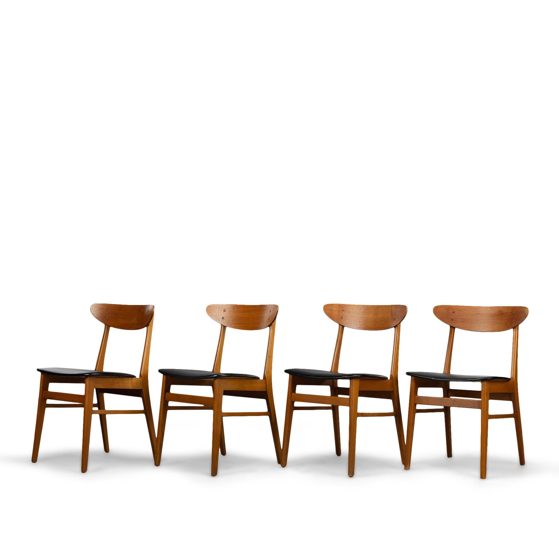 Danish Model 210 dining chairs by Thomas Harlev for Farstrup