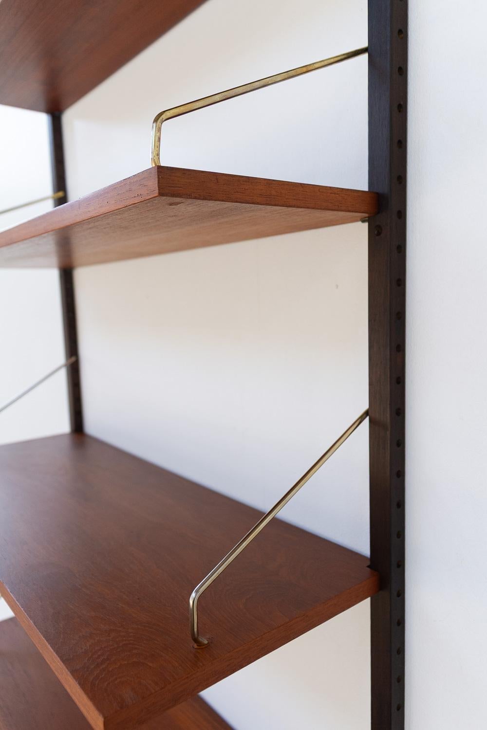 Danish Modern 1-Bay Modular Teak Wall Unit by Poul Cadovius for Cado, 1960s. 7