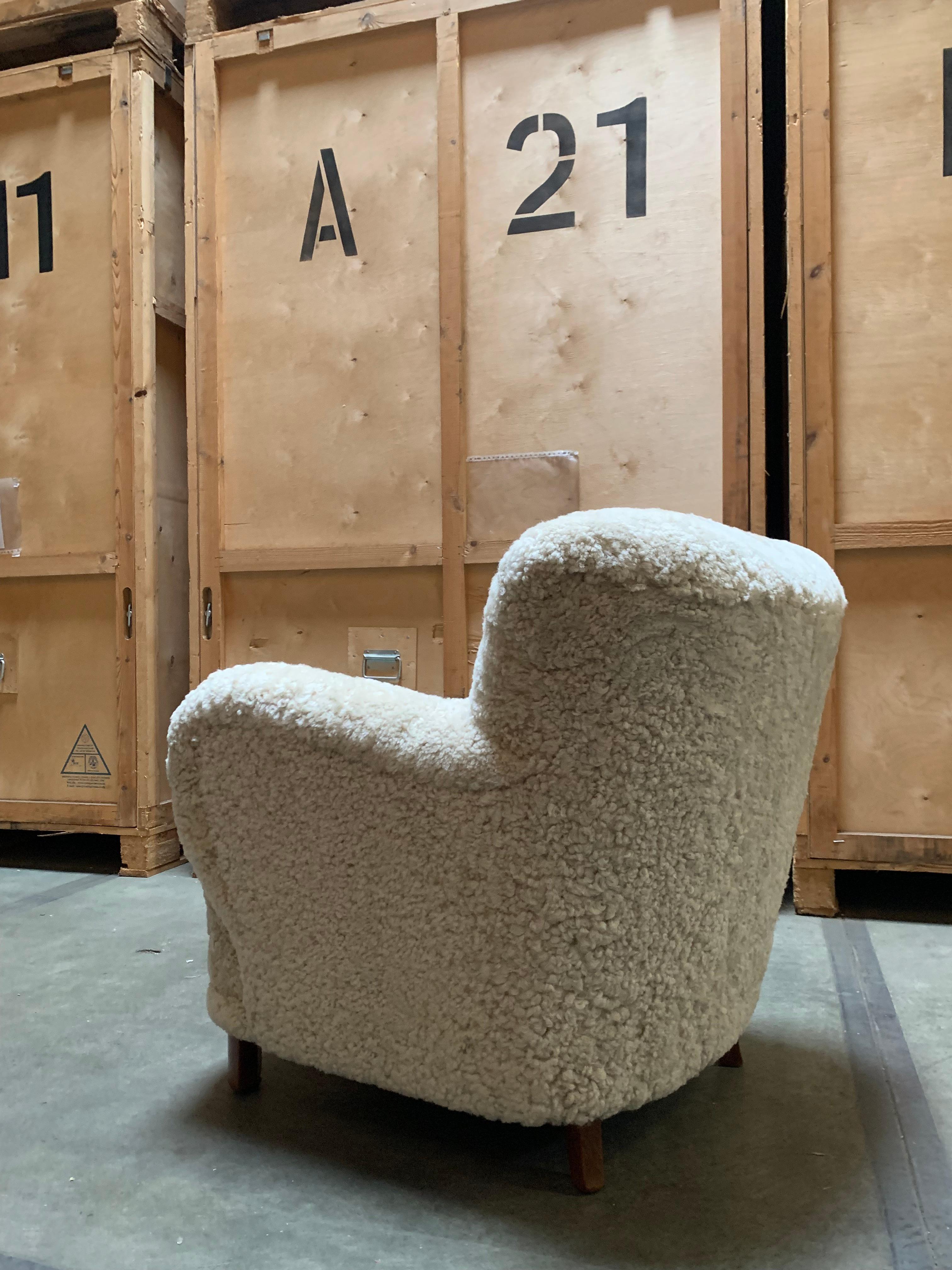 Danish Modern 1940's Sheepskin Lounge Chair 11
