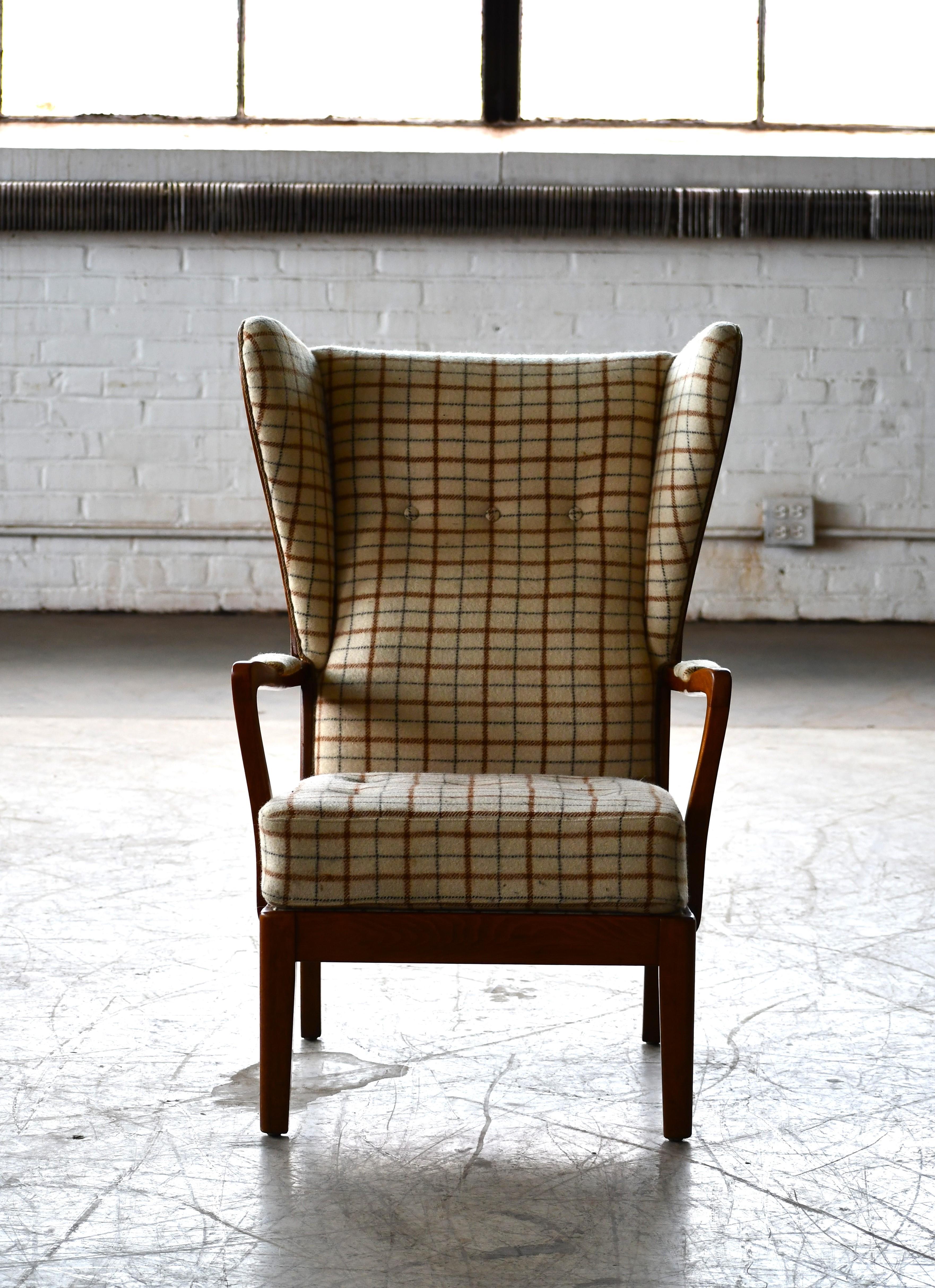 Mid-Century Modern Danish Modern 1950s Highback Lounge Wing Chair Attributed to Fritz Hansen (V)