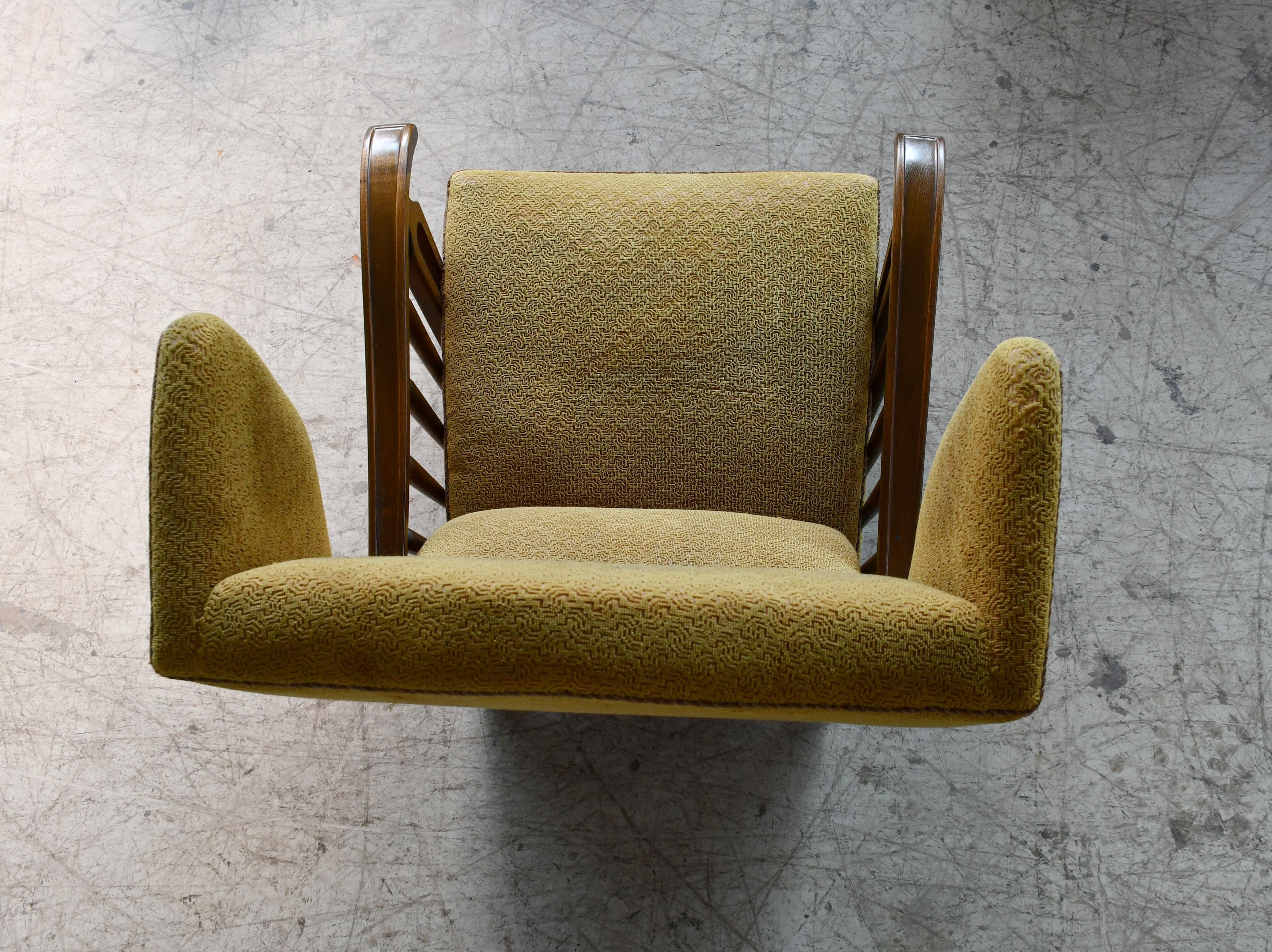 Danish Modern 1950s Highback Lounge Wing Chair With Wooden Armrests For Sale 2