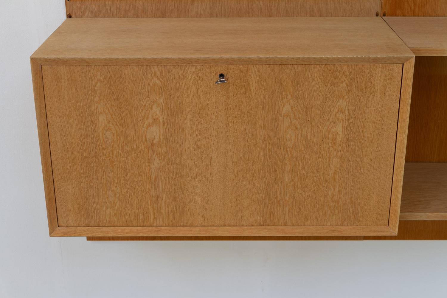 Danese Parete attrezzata moderna danese a 2 vani in Oak di Poul Cadovius per Cado 1960. in vendita