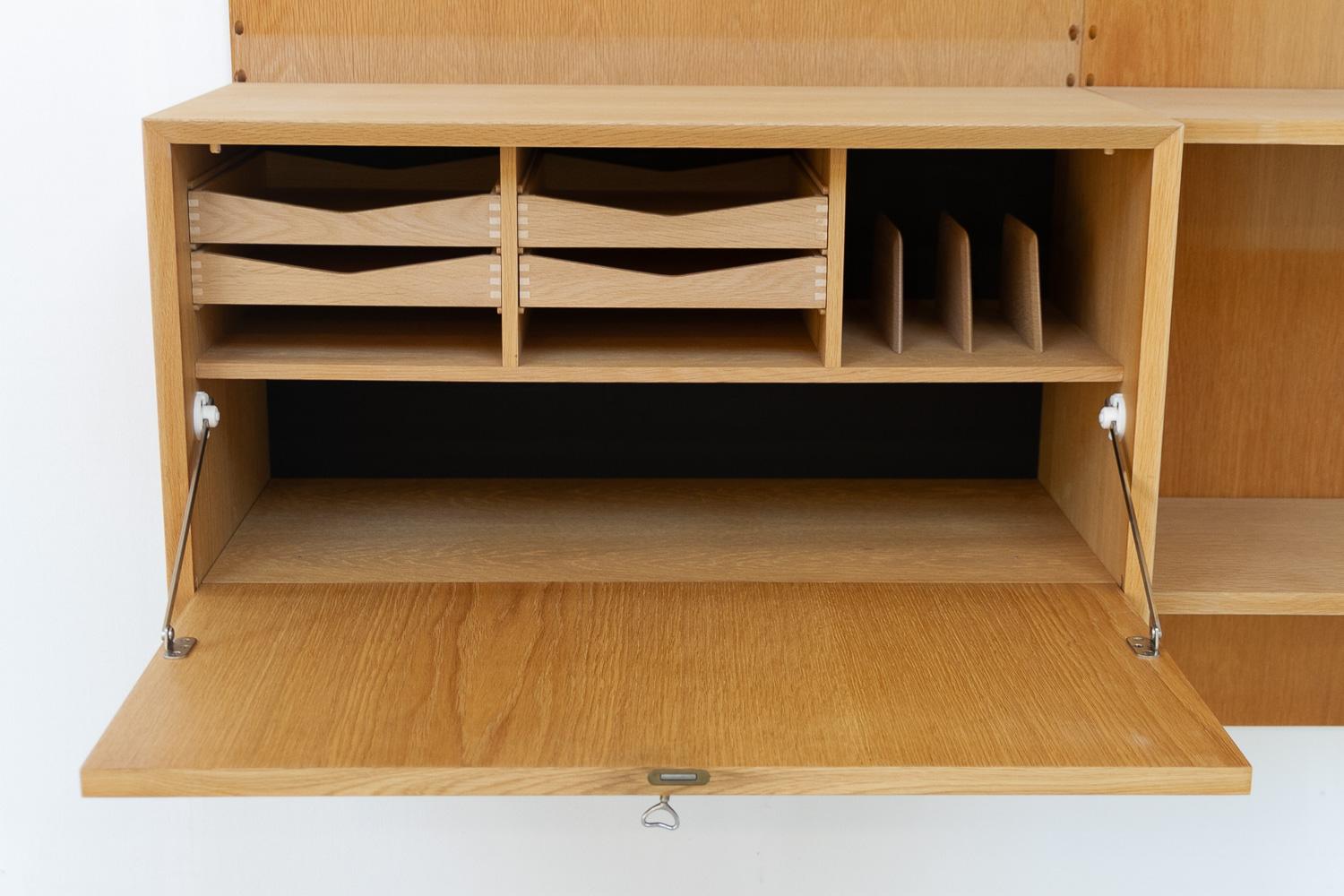 Parete attrezzata moderna danese a 2 vani in Oak di Poul Cadovius per Cado 1960. In condizioni buone in vendita a Asaa, DK