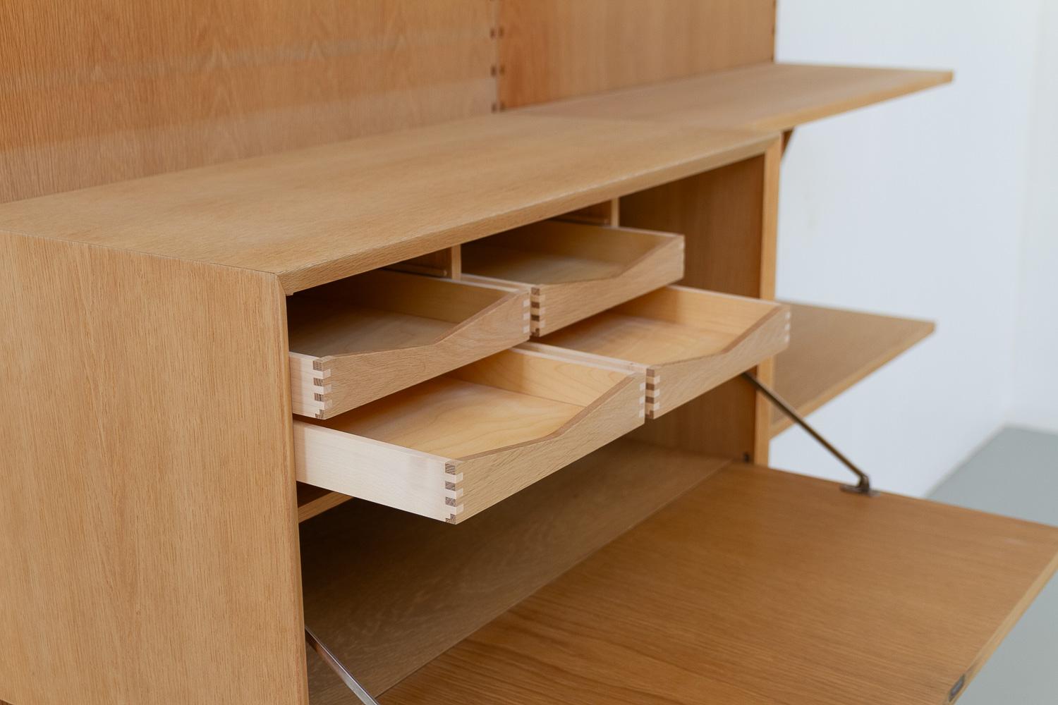 Metà XX secolo Parete attrezzata moderna danese a 2 vani in Oak di Poul Cadovius per Cado 1960. in vendita