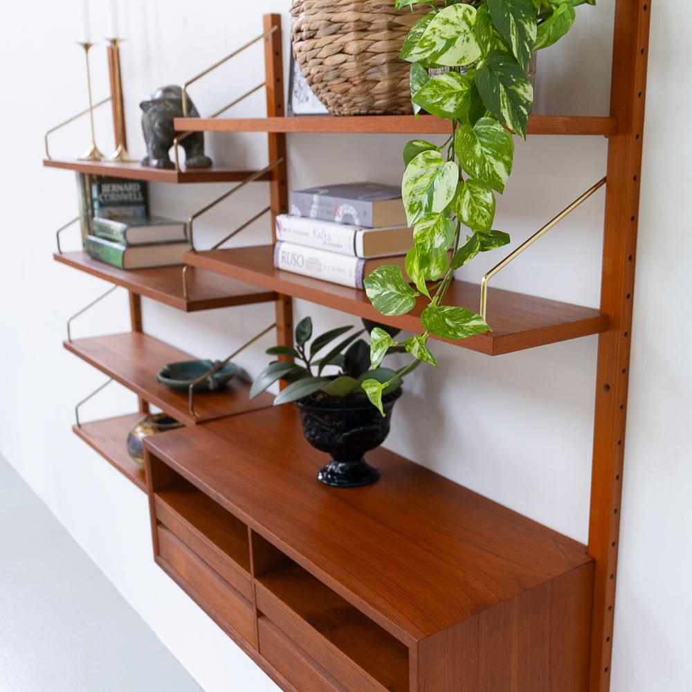Danish Modern 2-Bay Modular Teak Wall Unit by Poul Cadovius for Cado, 1960s. For Sale 12
