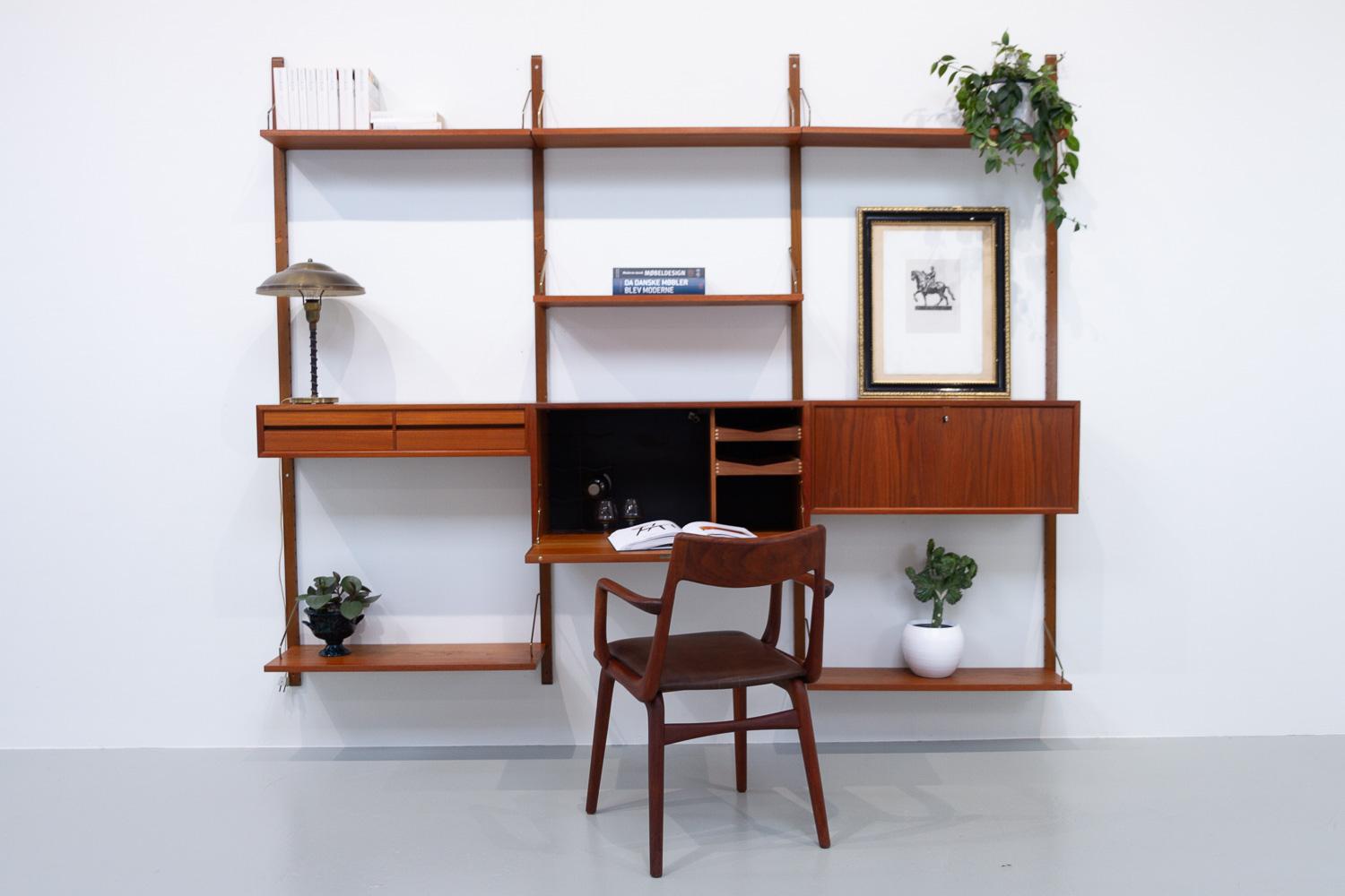 Danish Modern 3-Bay Modular Teak Wall Unit by Poul Cadovius for Cado, 1960s 6