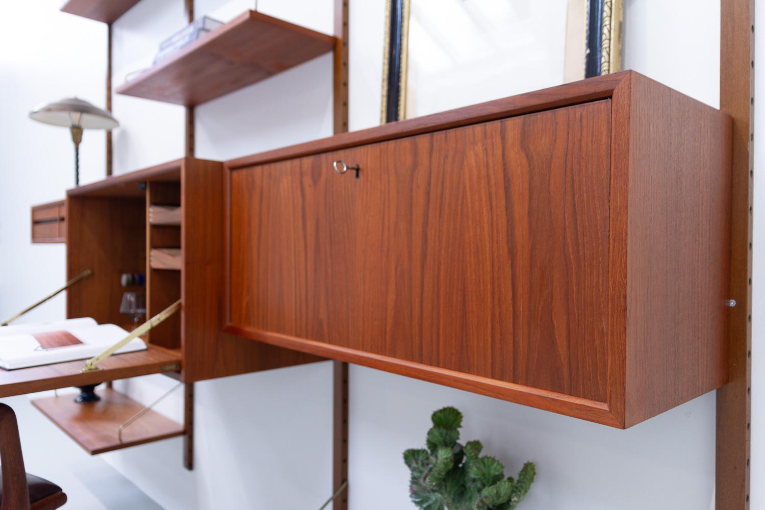 Danish Modern 3-Bay Modular Teak Wall Unit by Poul Cadovius for Cado, 1960s 9