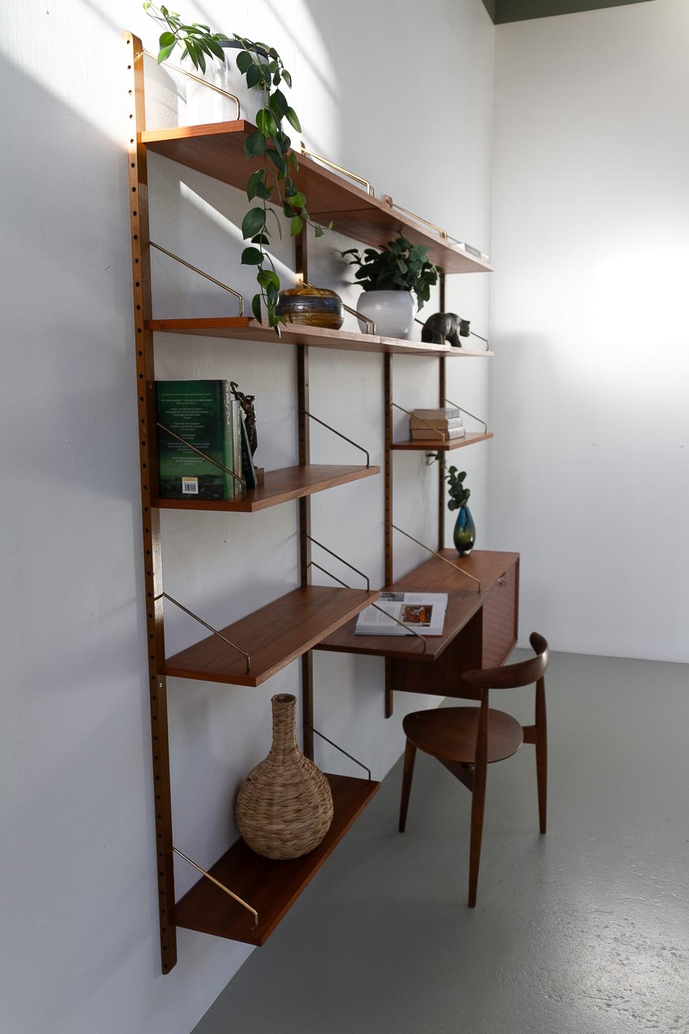 Parete attrezzata moderna danese a 3 vani in teak di Poul Cadovius per Cado, 1960. in vendita 11