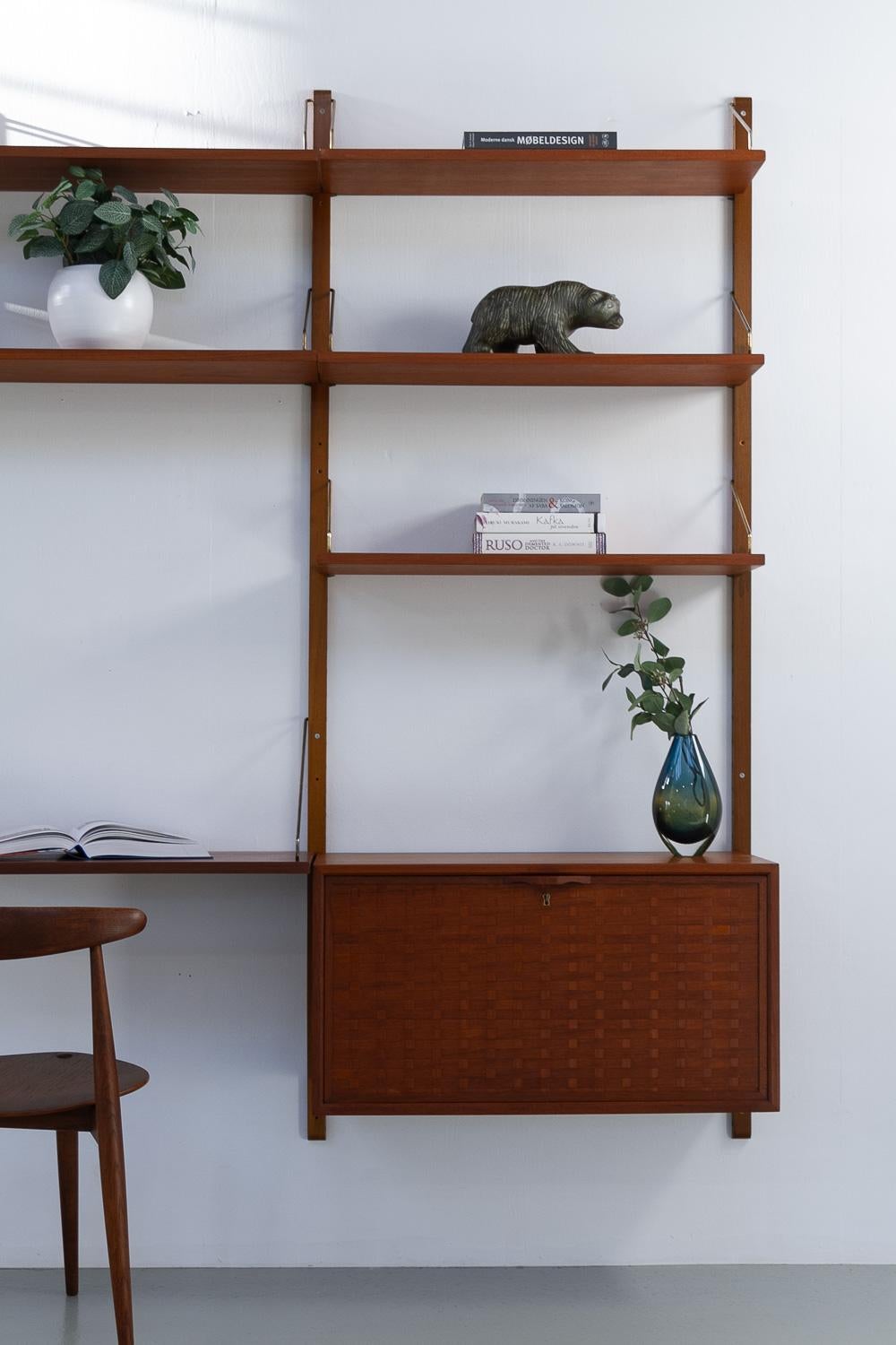 Parete attrezzata moderna danese a 3 vani in teak di Poul Cadovius per Cado, 1960. in vendita 13