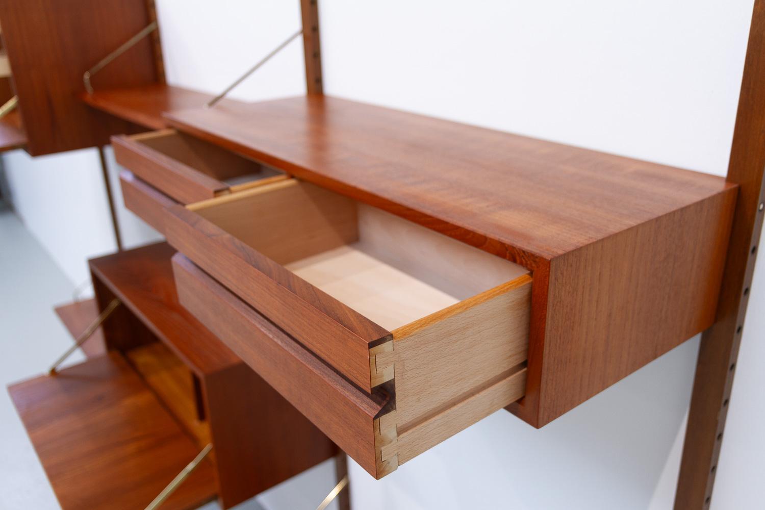 Mid-20th Century Danish Modern 3-Bay Modular Teak Wall Unit by Poul Cadovius for Cado, 1960s