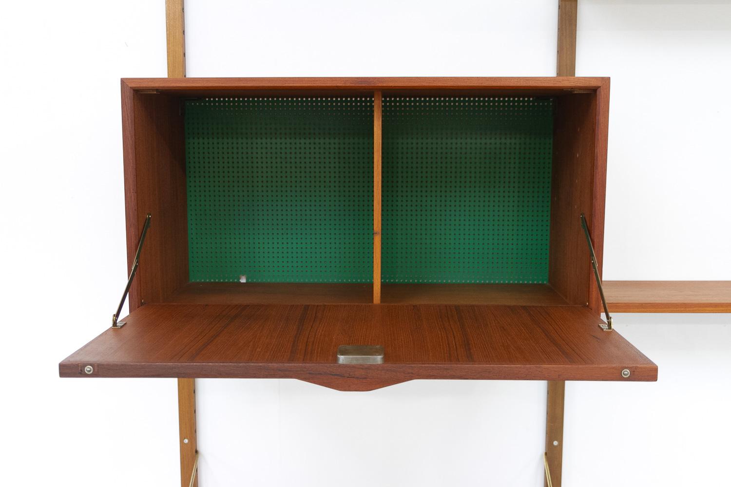Parete attrezzata moderna danese a 3 vani in teak di Poul Cadovius per Cado, 1960. In condizioni buone in vendita a Asaa, DK