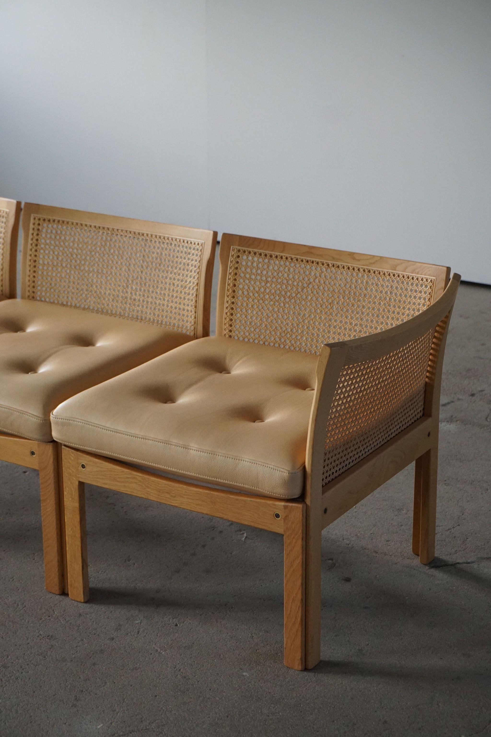 Danish Modern 3-Seater Sofa by Illum Wikkelsø for CFC Silkeborg, 1960s In Good Condition In Odense, DK