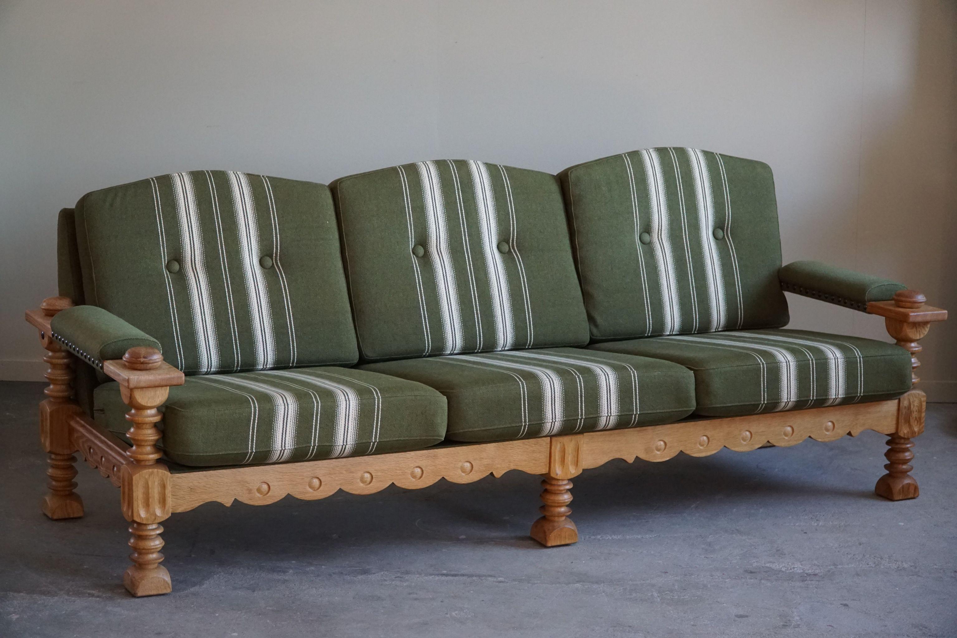Danish Modern 3-Seater Sofa in Oak & Savak Wool, Henning Kjærnulf, 1960s 7