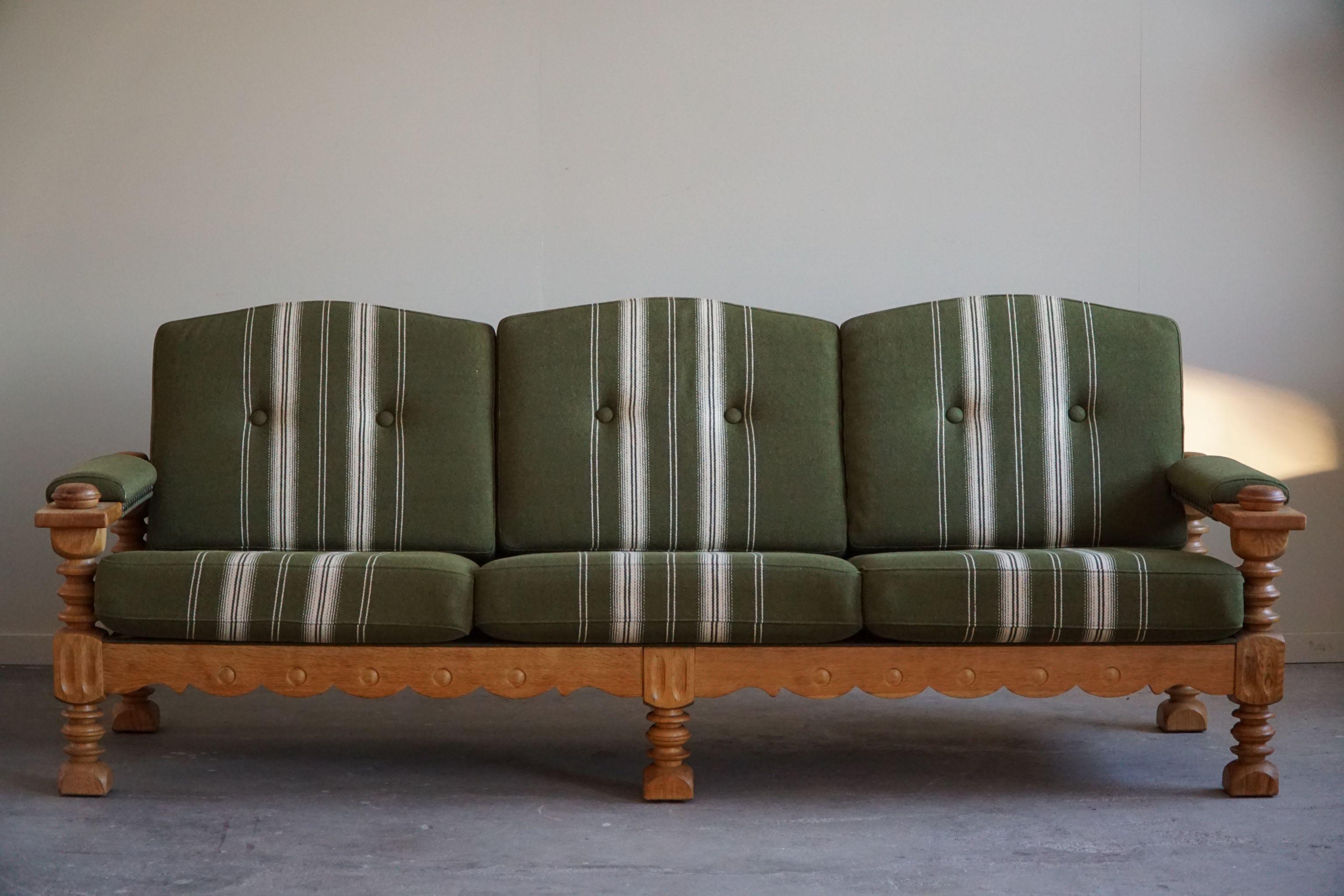 Danish Modern 3-Seater Sofa in Oak & Savak Wool, Henning Kjærnulf, 1960s 9