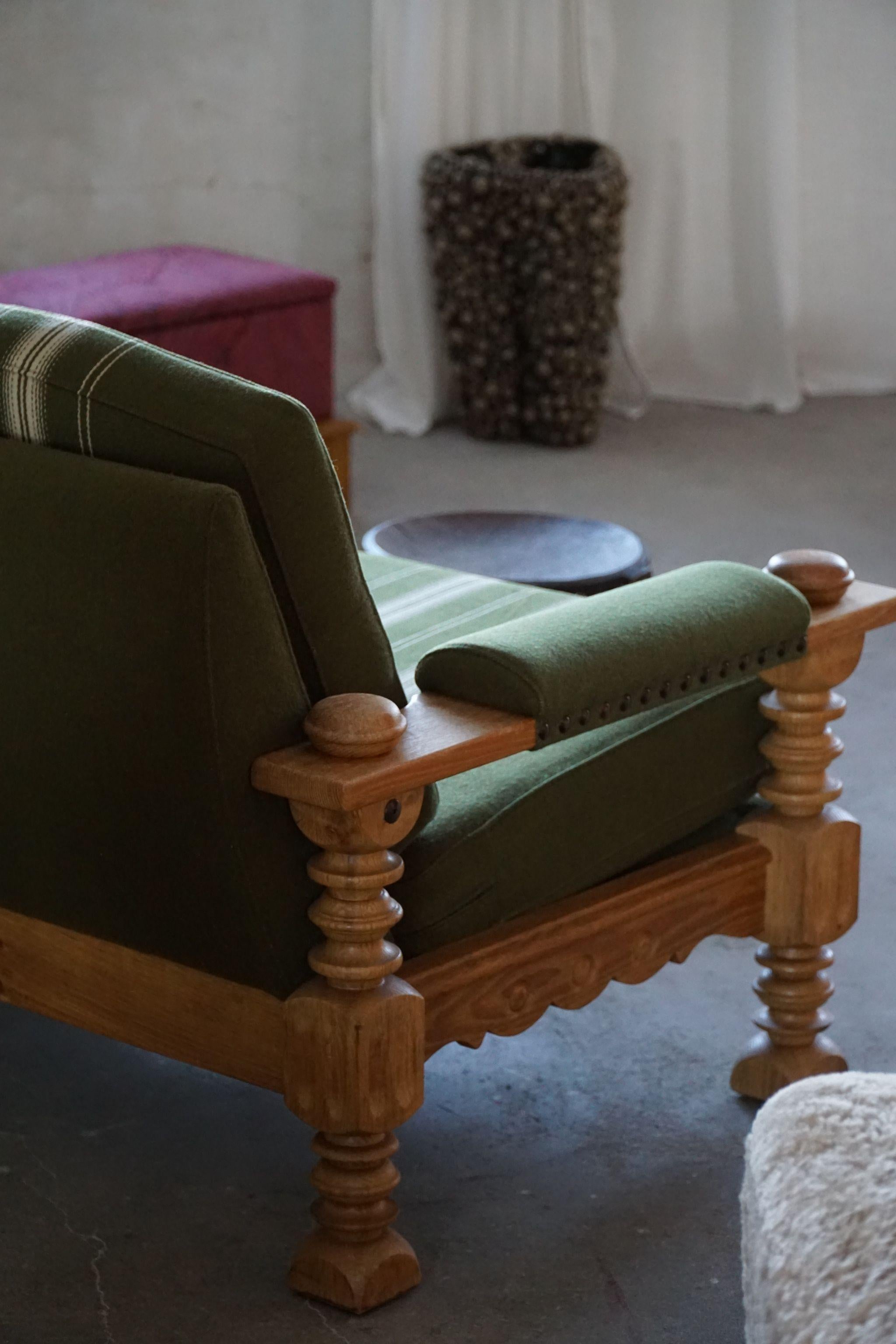 Danish Modern 3-Seater Sofa in Oak & Savak Wool, Henning Kjærnulf, 1960s In Good Condition In Odense, DK