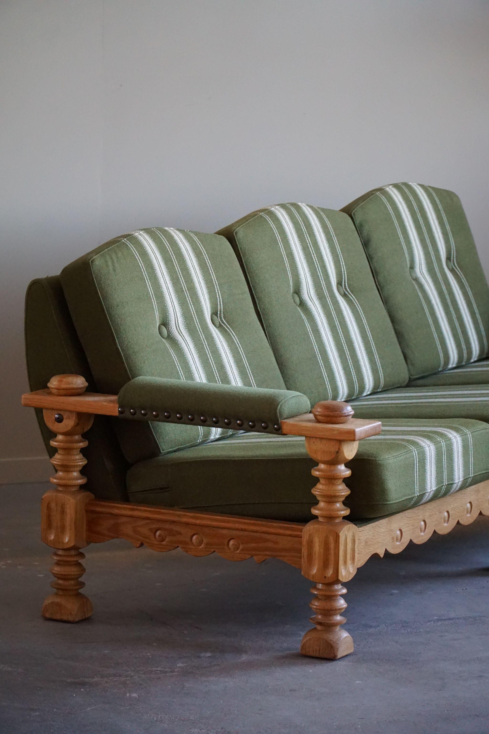 Danish Modern 3-Seater Sofa in Oak & Savak Wool, Henning Kjærnulf, 1960s 2