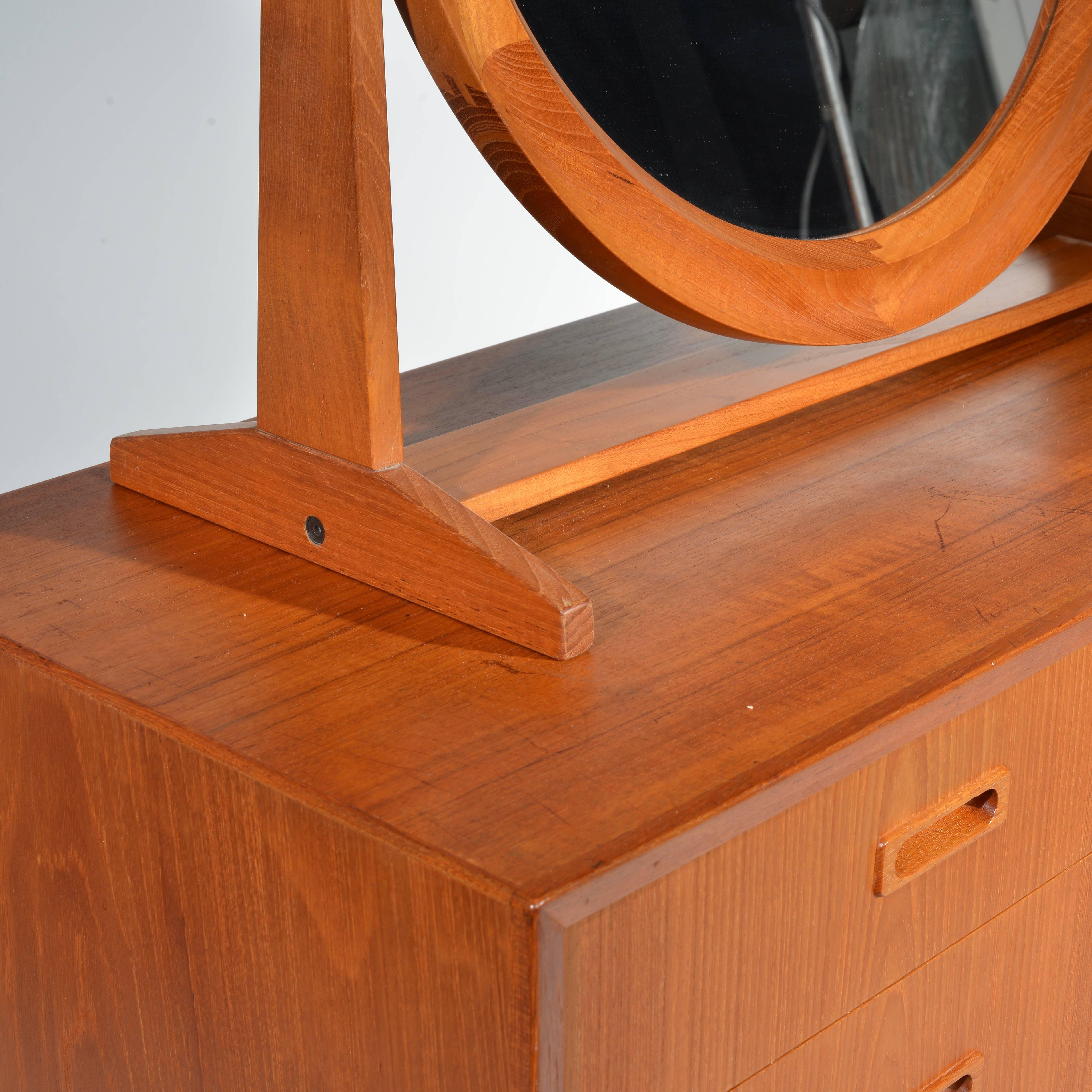 Danish Modern Four-Drawer Cabinet Vanity 1
