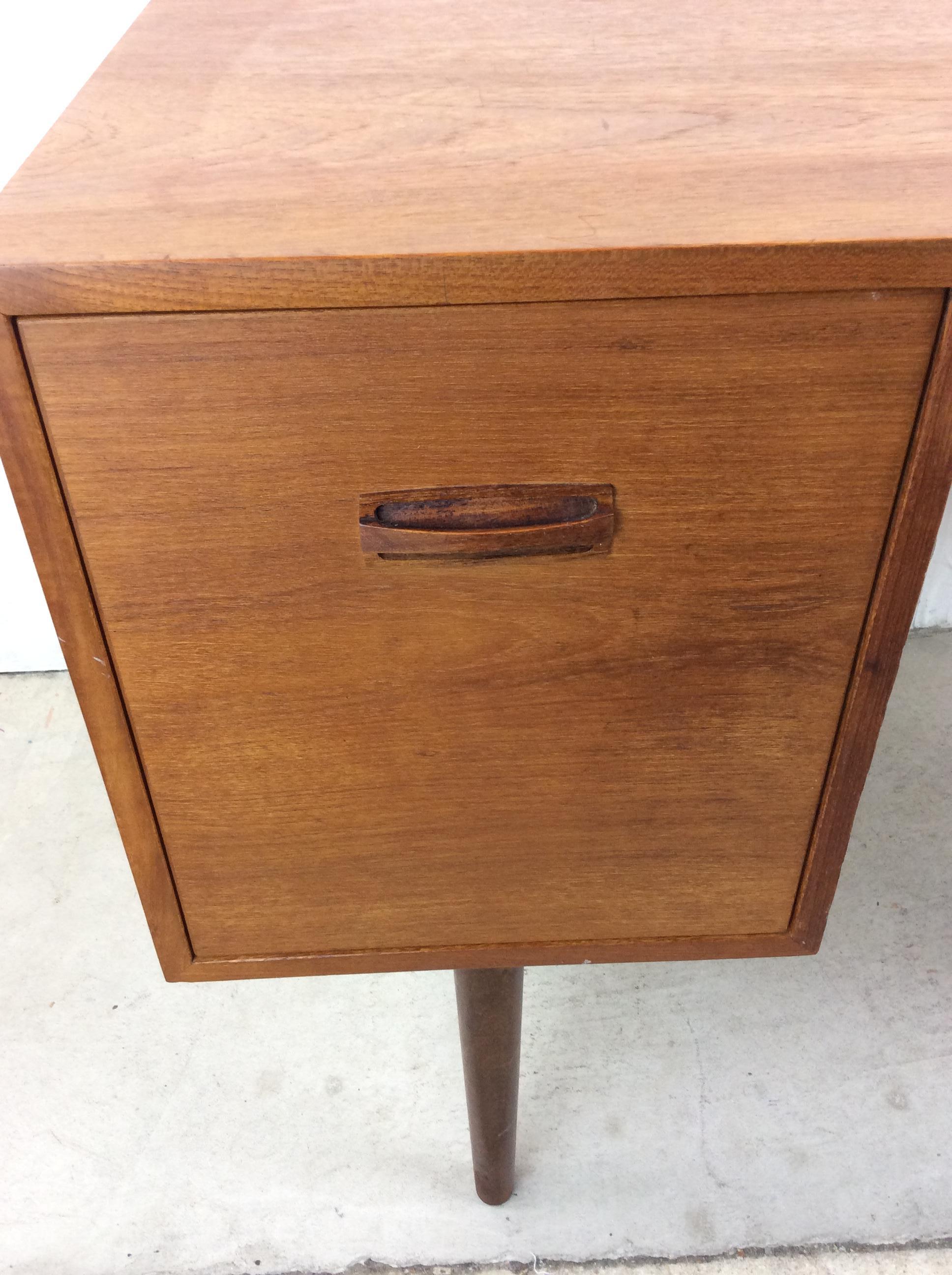 Danish Modern 4 Drawer Writing Desk with Tapered Legs For Sale 4