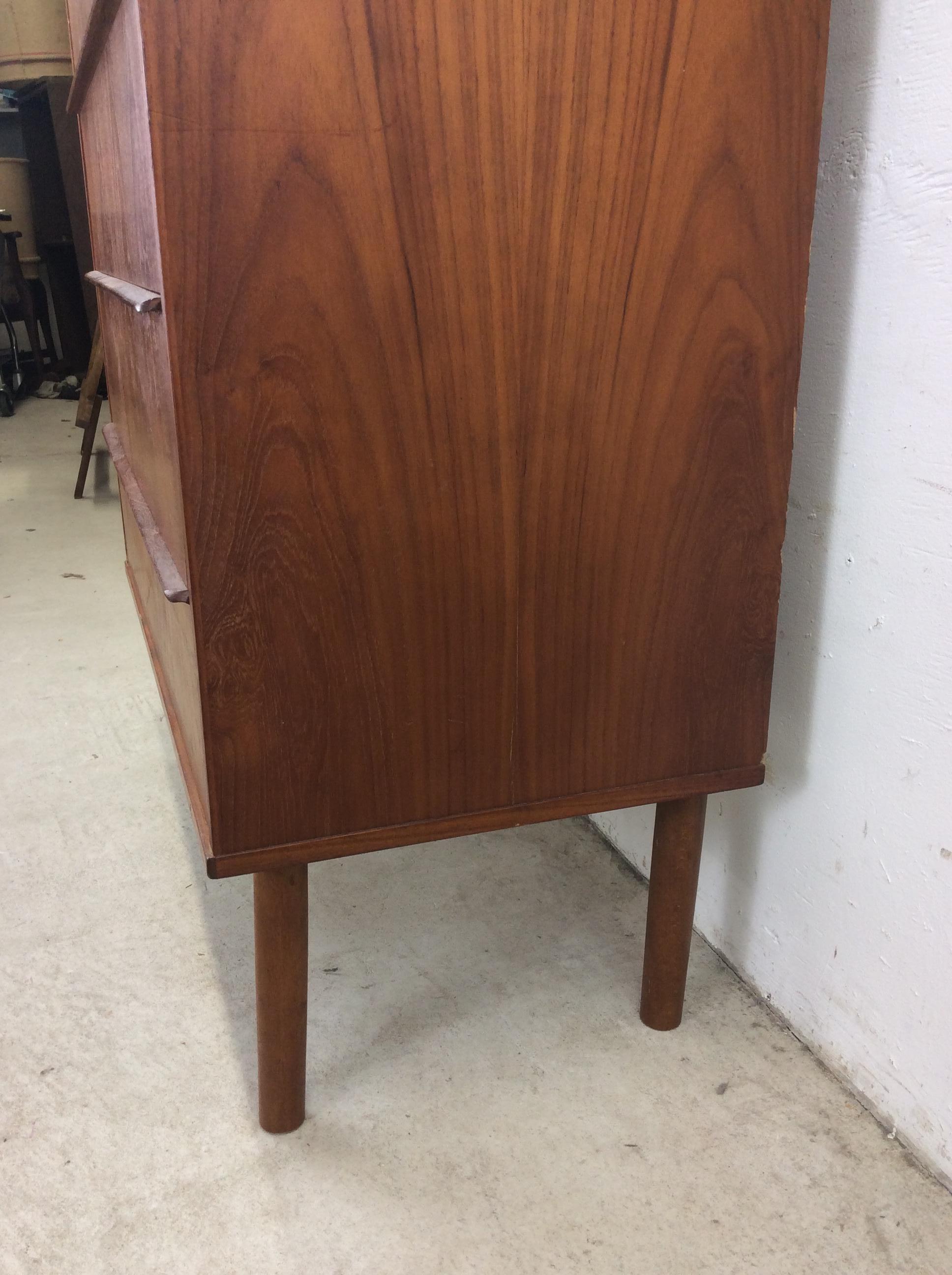 Cassettone danese moderno a 5 cassetti con serratura e chiave in vendita 4