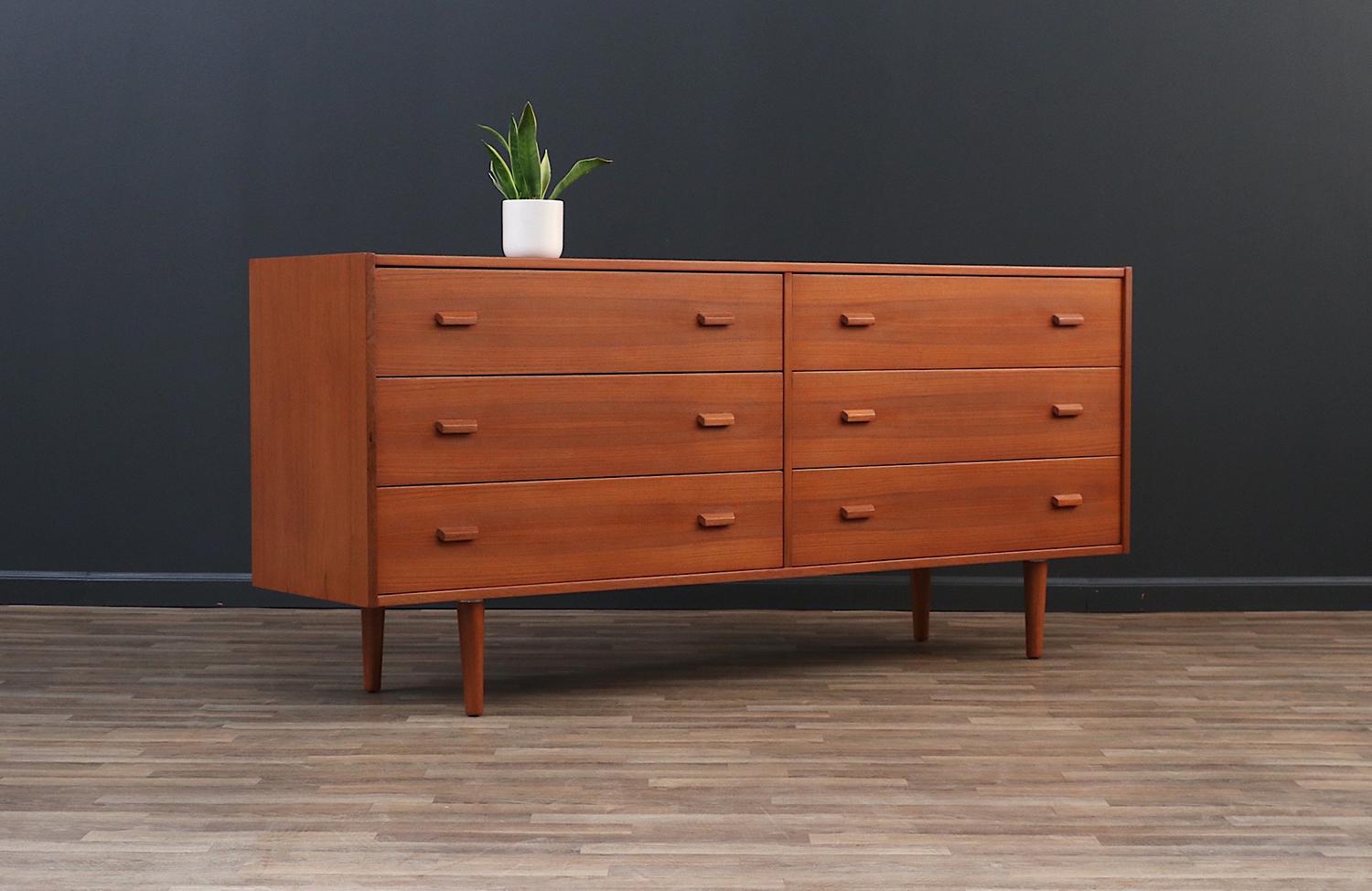 tribond furniture dresser