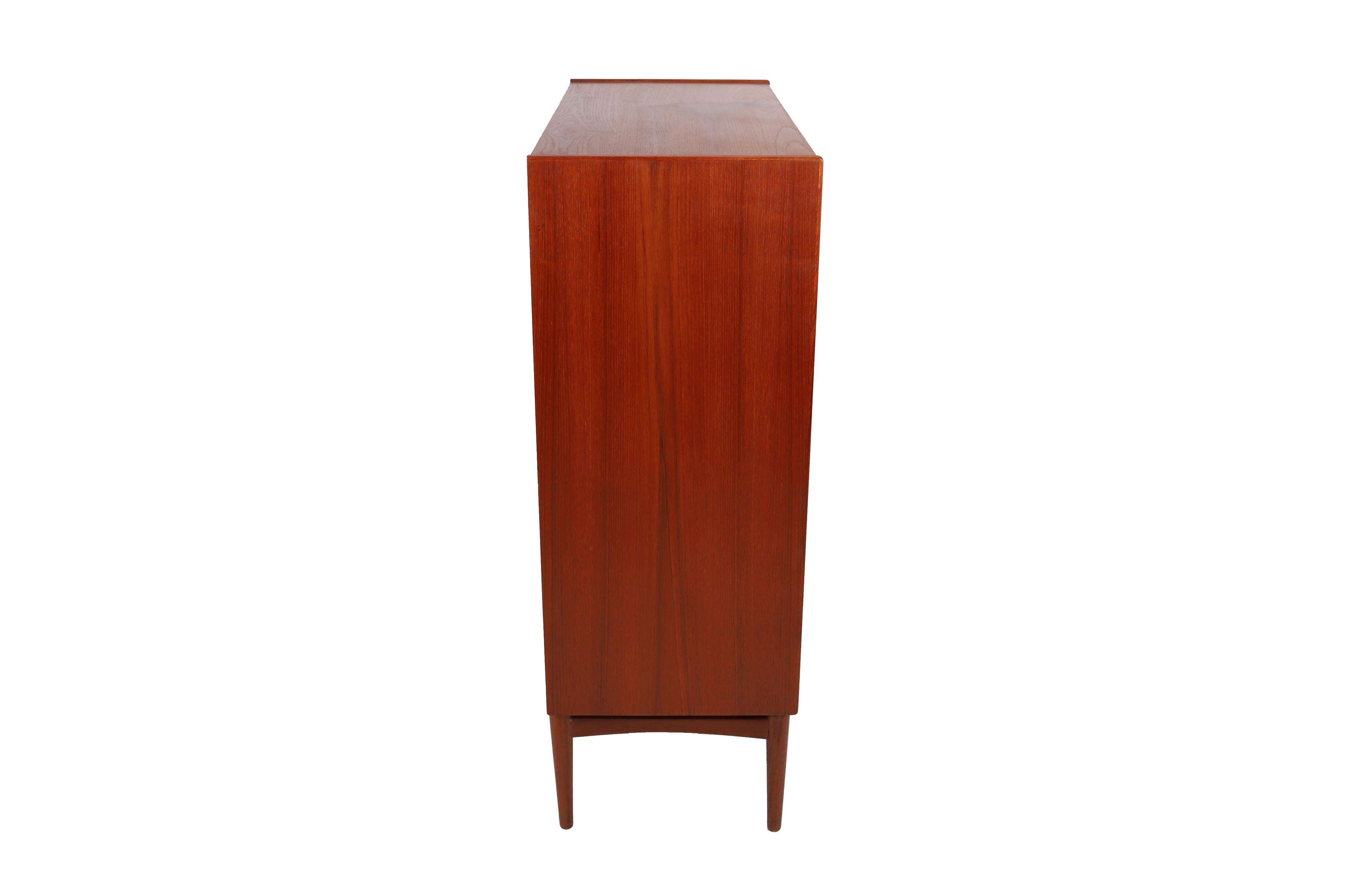 Danish Modern 7 Drawer Chest by Arne Hovmand Olsen For Sale 1