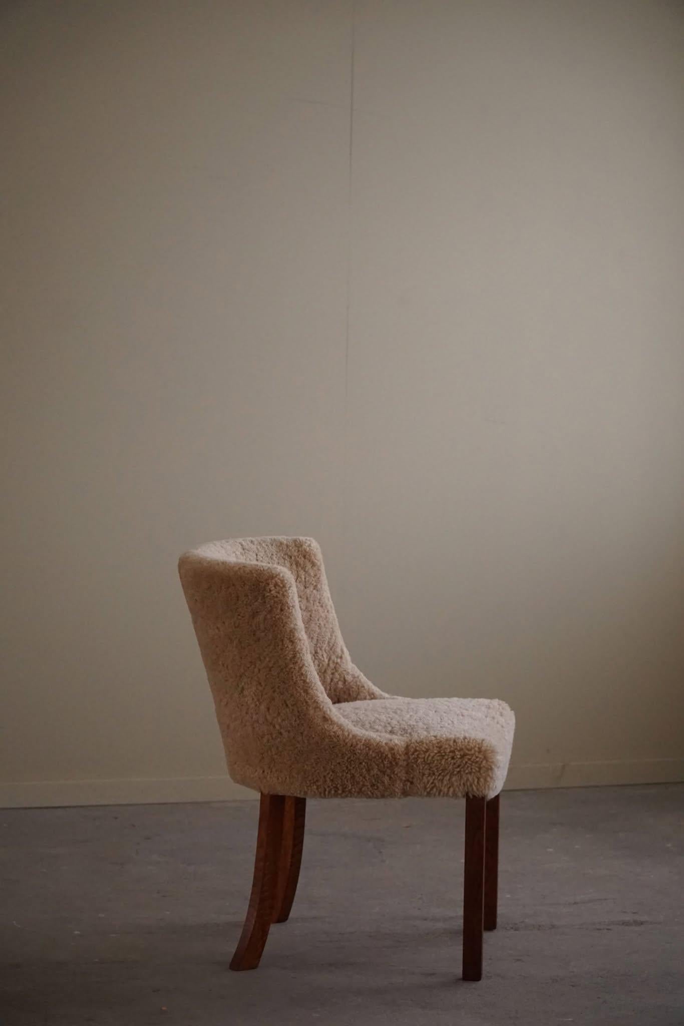 Art Deco Danish Modern, A Classic Chair in Oak and Lambswool, Kaj Gottlob, 1950s