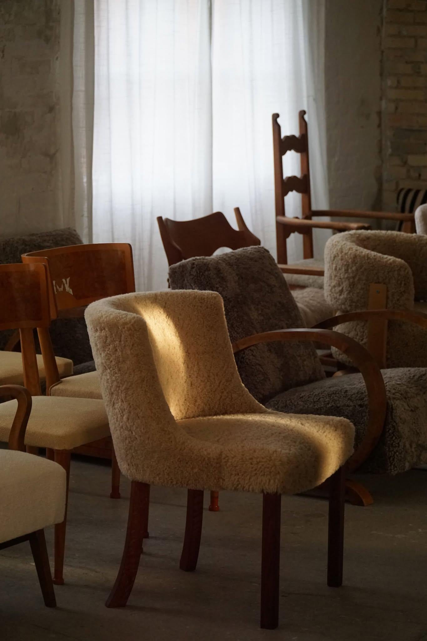 Danish Modern, A Classic Chair in Oak and Lambswool, Kaj Gottlob, 1950s In Good Condition In Odense, DK
