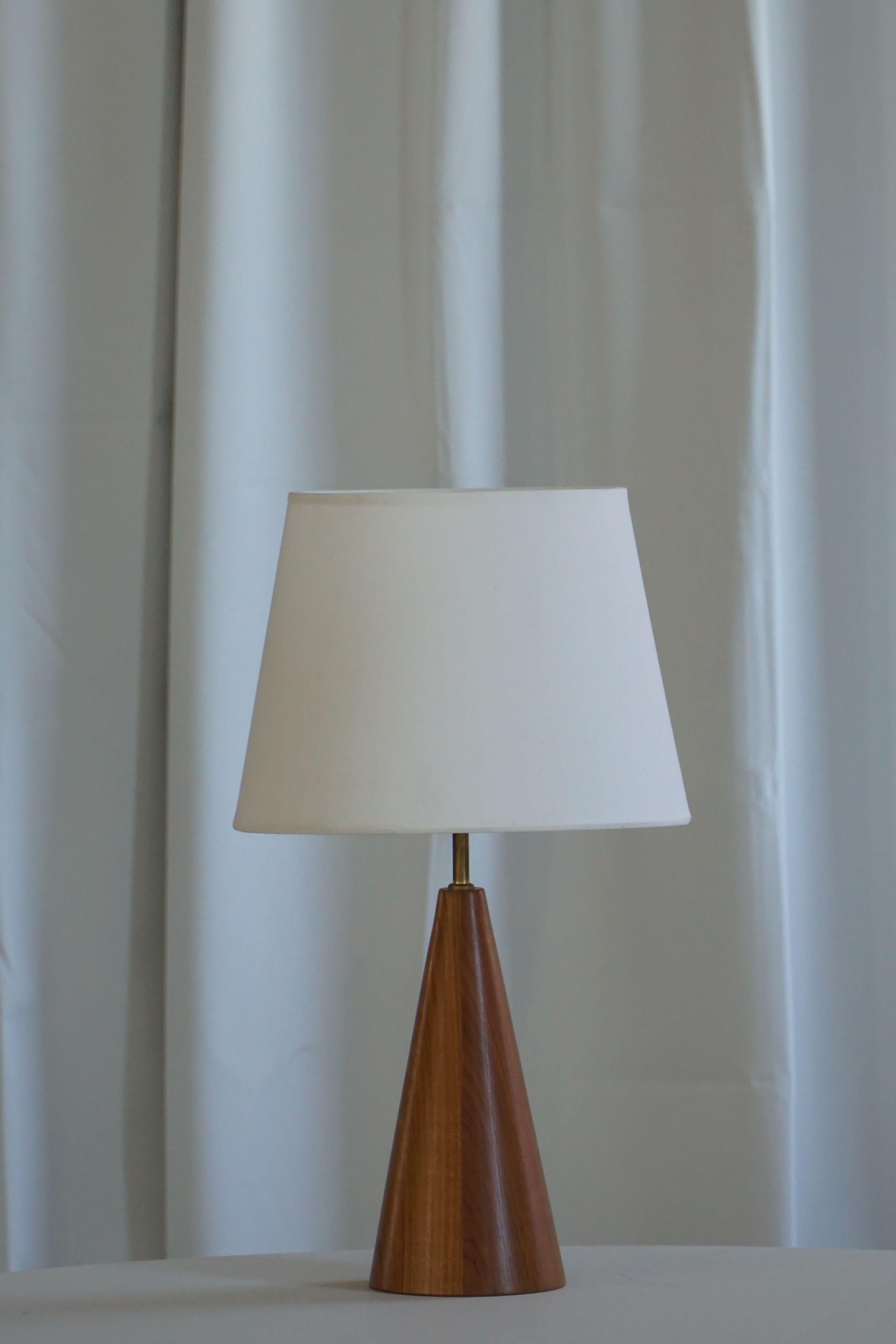 Danish Modern, A Cone Shaped Table Lamp in Teak, 1980s For Sale 7