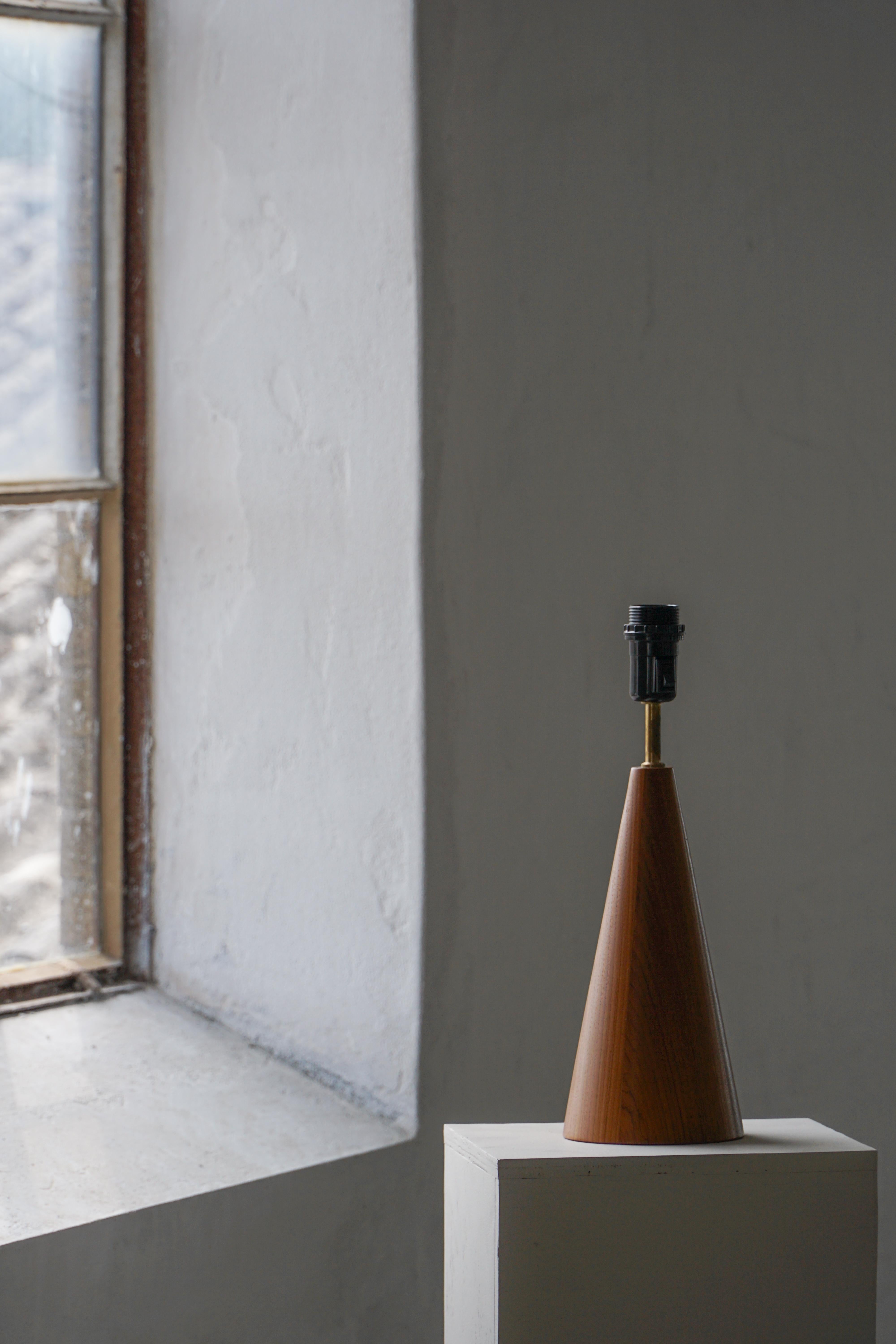 Mid-Century Modern Danish Modern, A Cone Shaped Table Lamp in Teak, 1980s For Sale