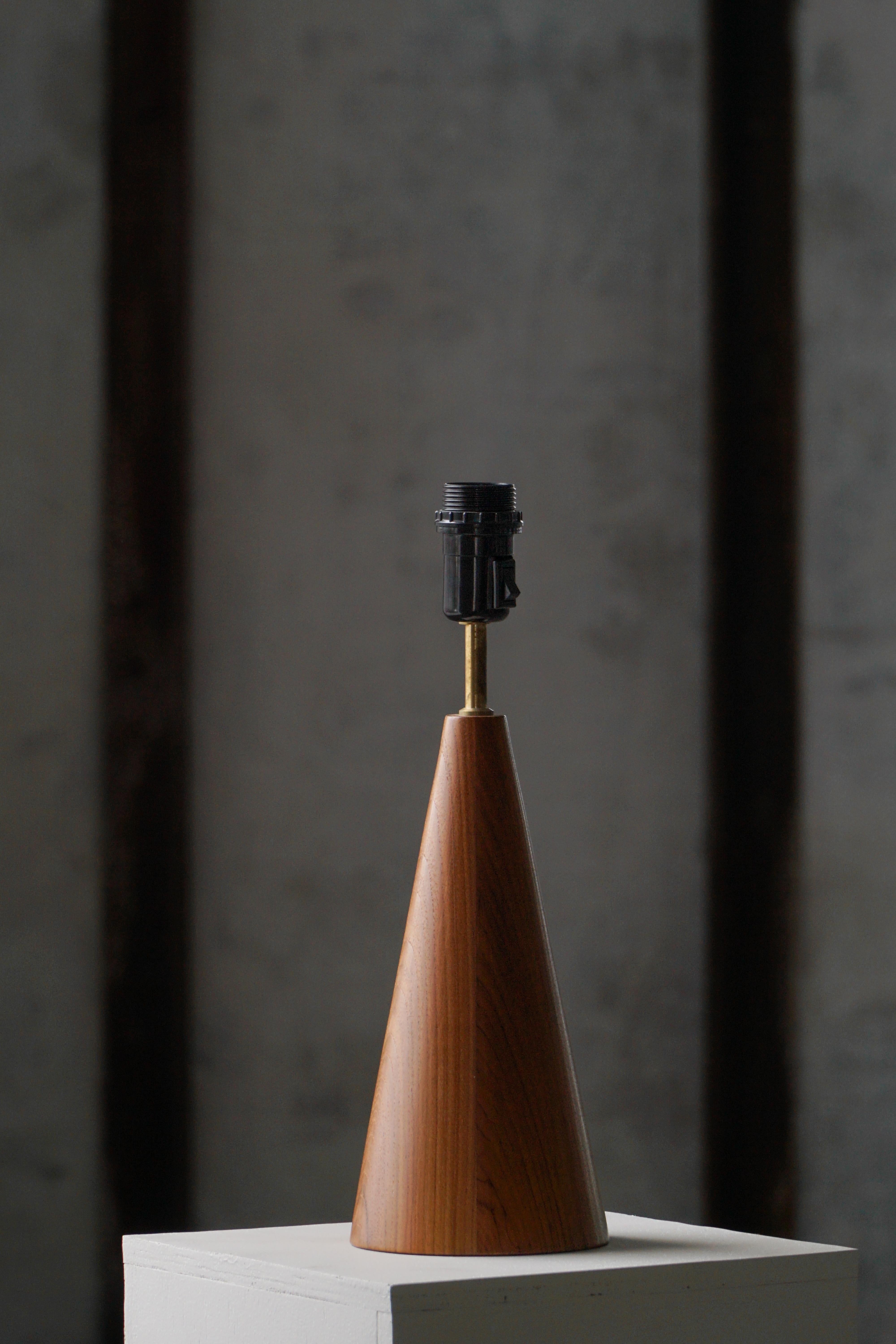 20th Century Danish Modern, A Cone Shaped Table Lamp in Teak, 1980s For Sale