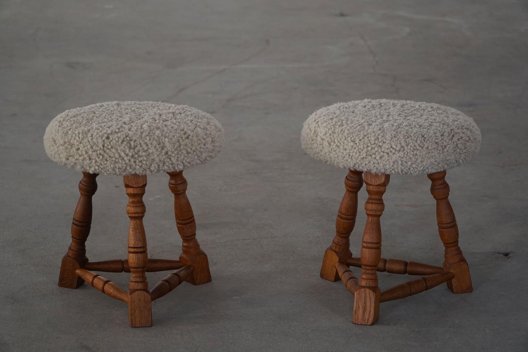 Danish Modern, A Pair of Oak Tripod Stools, Seats in Shearling Lambswool, 1950s For Sale 6