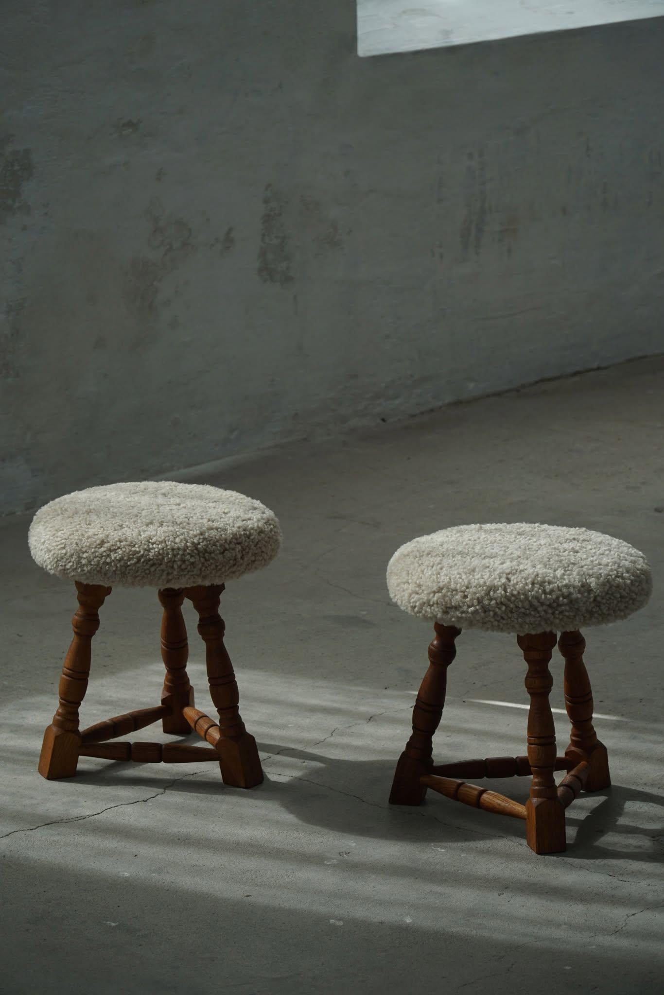 Danish Modern, A Pair of Oak Tripod Stools, Seats in Shearling Lambswool, 1950s For Sale 2