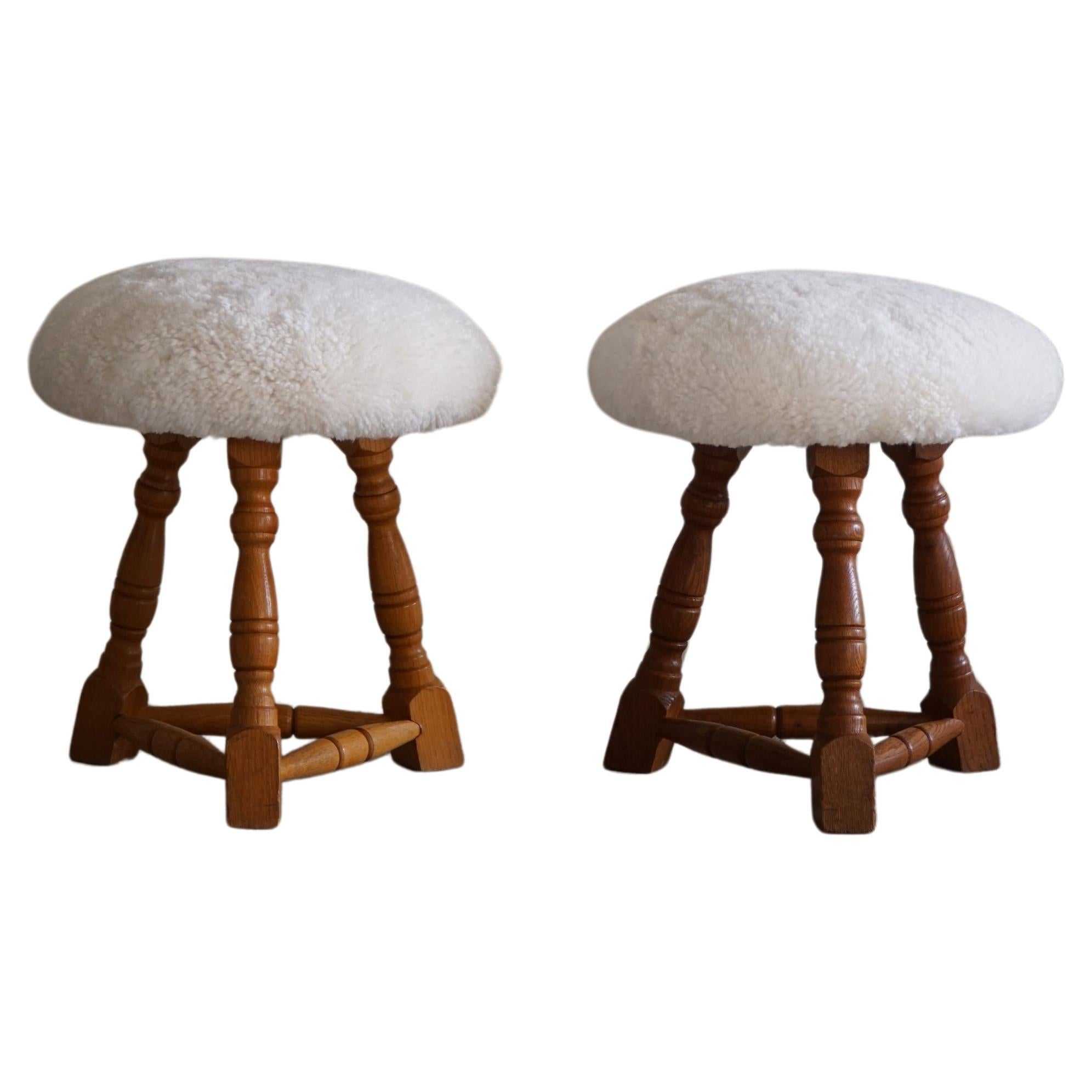 Danish Modern, A Pair of Tripod Stools, Reupholstered Seats in Lambswool, 1950s For Sale