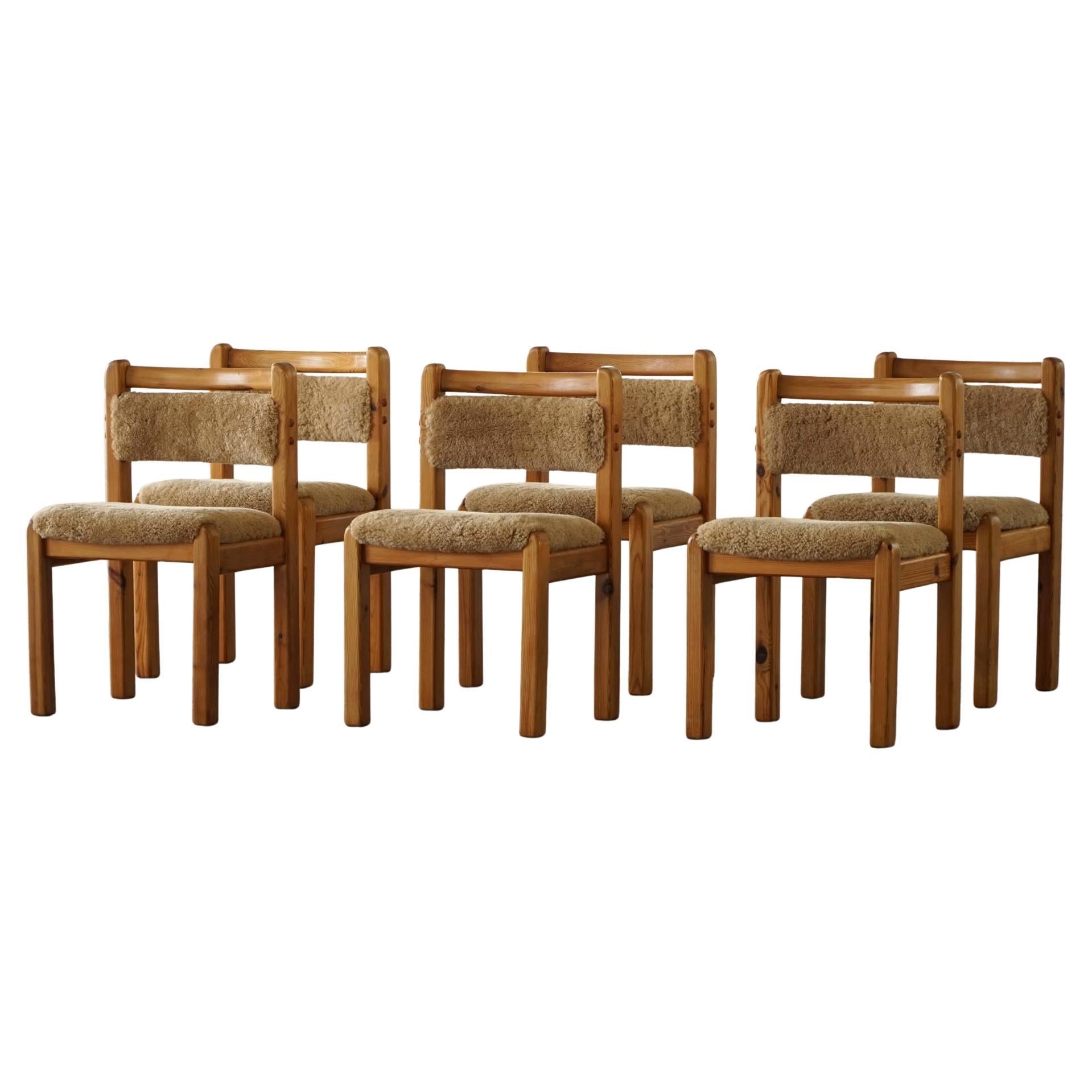 Danish Modern, A Set of 6 Brutalist Dining Chairs in Pine 
Lambswool, 1970s