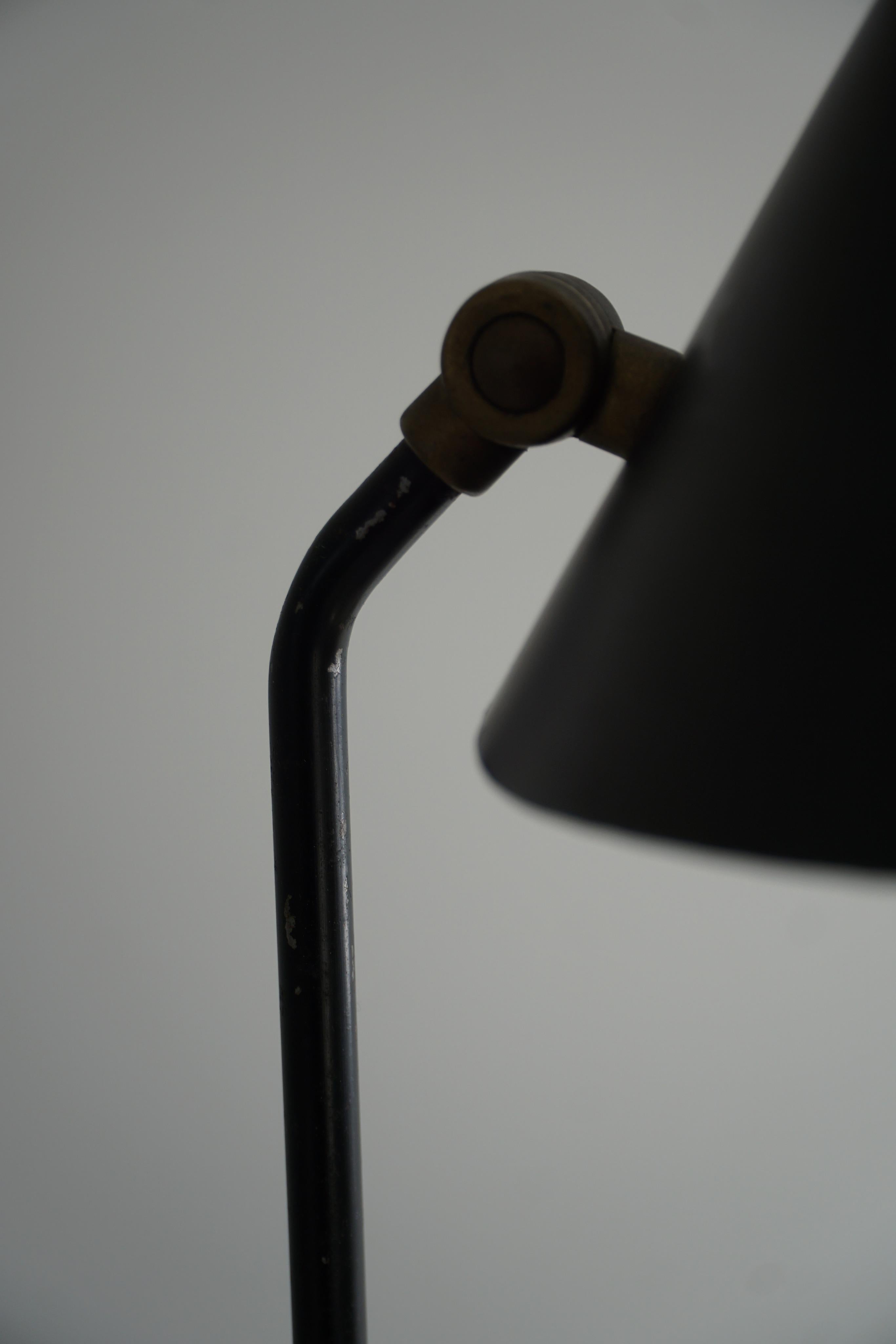 Danish Modern Adjustable Table Lamp in Metal, Made by Louis Poulsen, 1950s For Sale 2