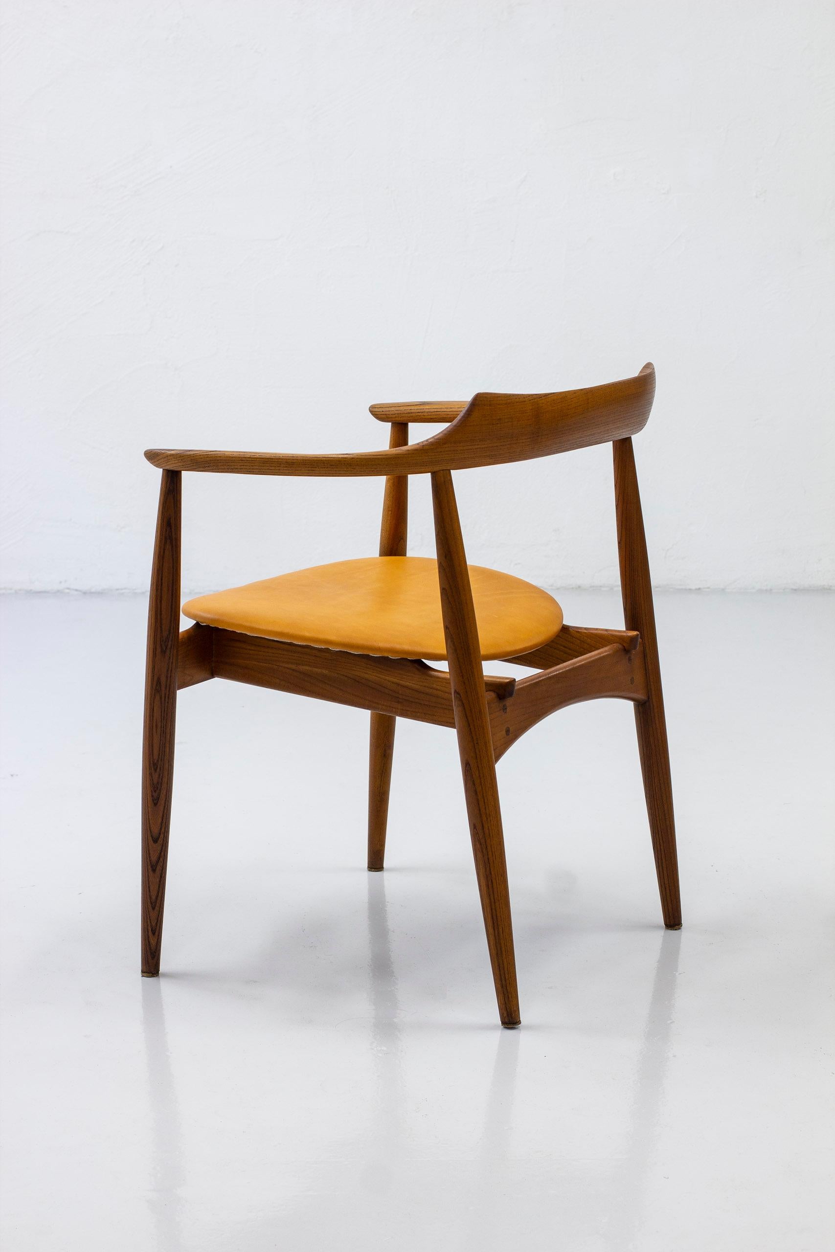 Danish Modern Arm Chair by Arne Wahl Iversen, Produced in Denmark 5