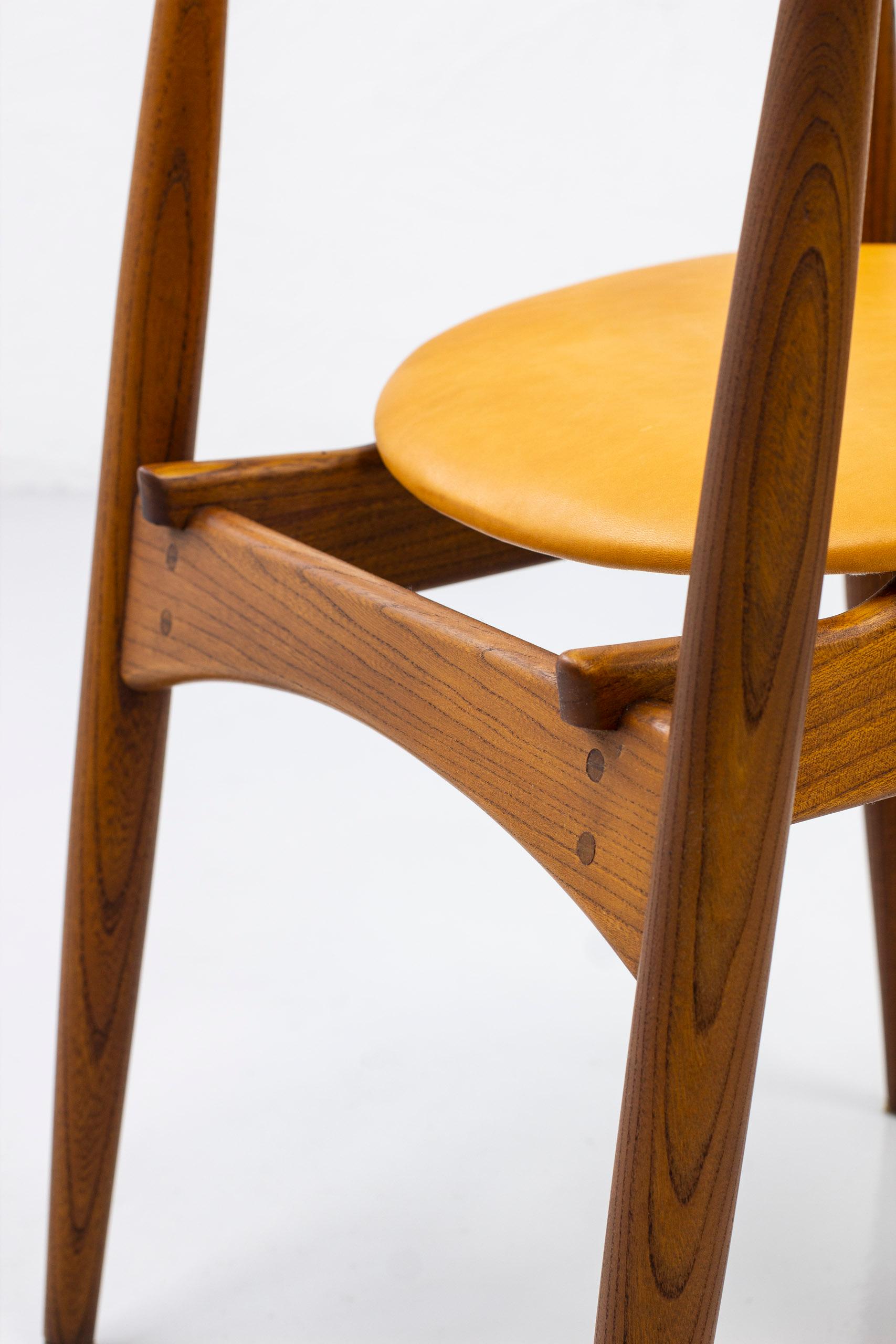Danish Modern Arm Chair by Arne Wahl Iversen, Produced in Denmark 1
