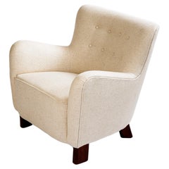 Danish modern arm Chair by Fritz Hansen Model 1669, circa 1940