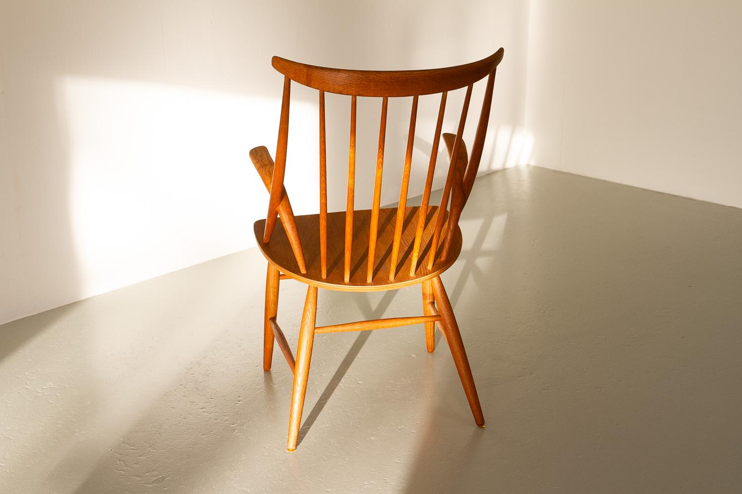 Dänischer Moderner Sessel IW2 in Eiche von Illum Wikkelsø, 1960er Jahre. im Angebot 5