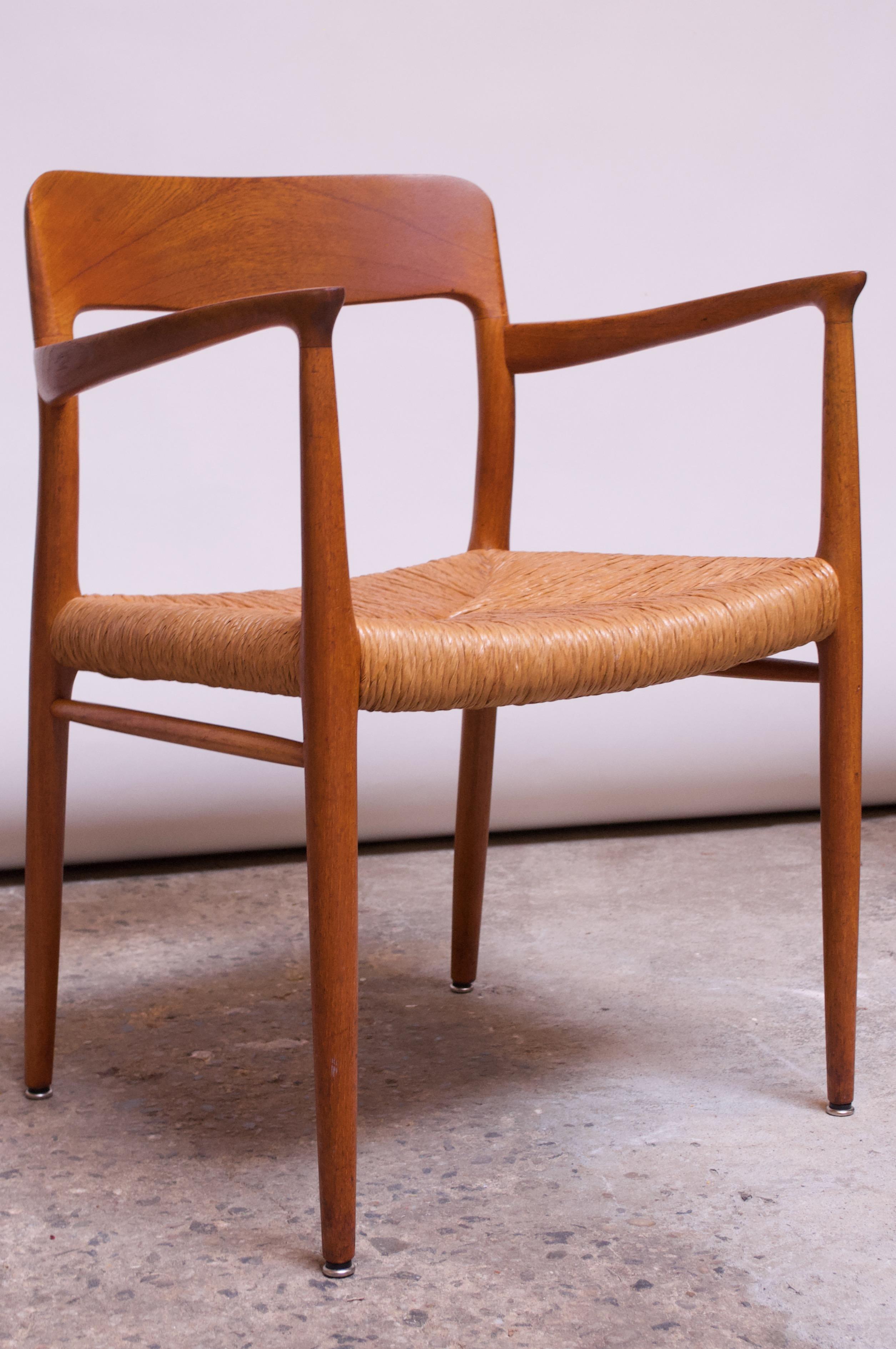 Danish Modern Armchair Model 56 by Niels Møller in Oak and Papercord In Good Condition For Sale In Brooklyn, NY
