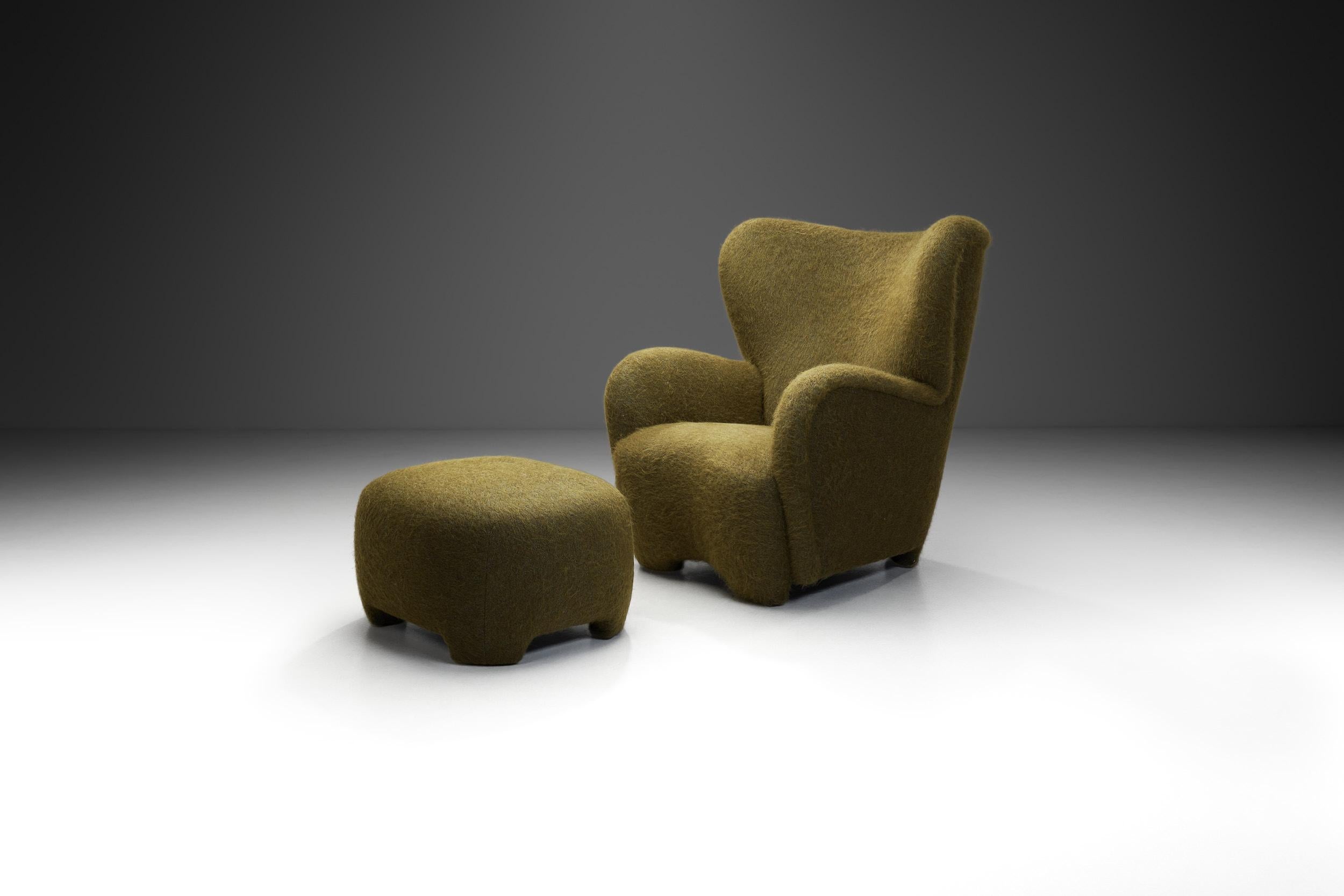Sillón moderno danés con reposapiés, Dinamarca ca 1940s Danés en venta